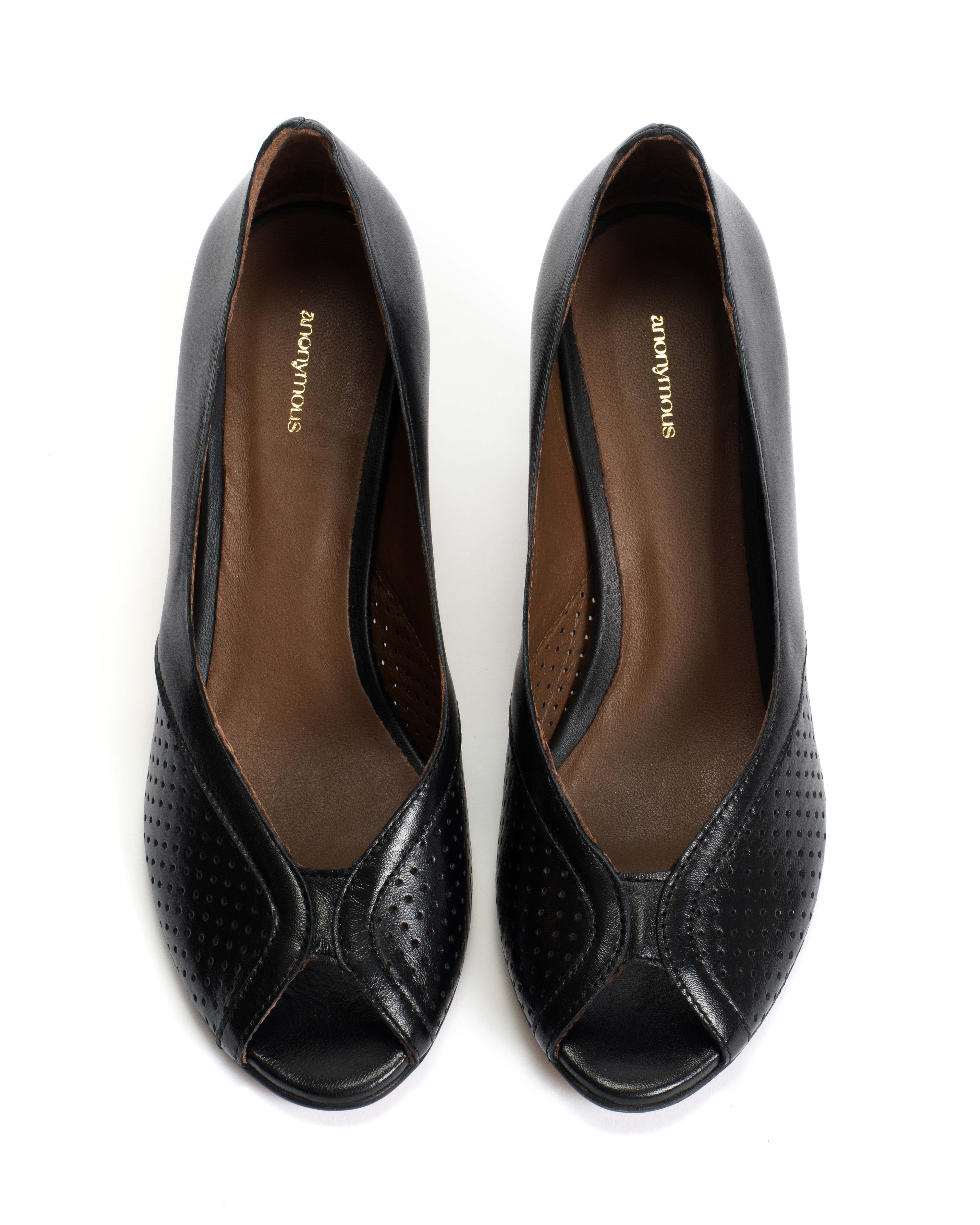 Alania Shiny lamb Black