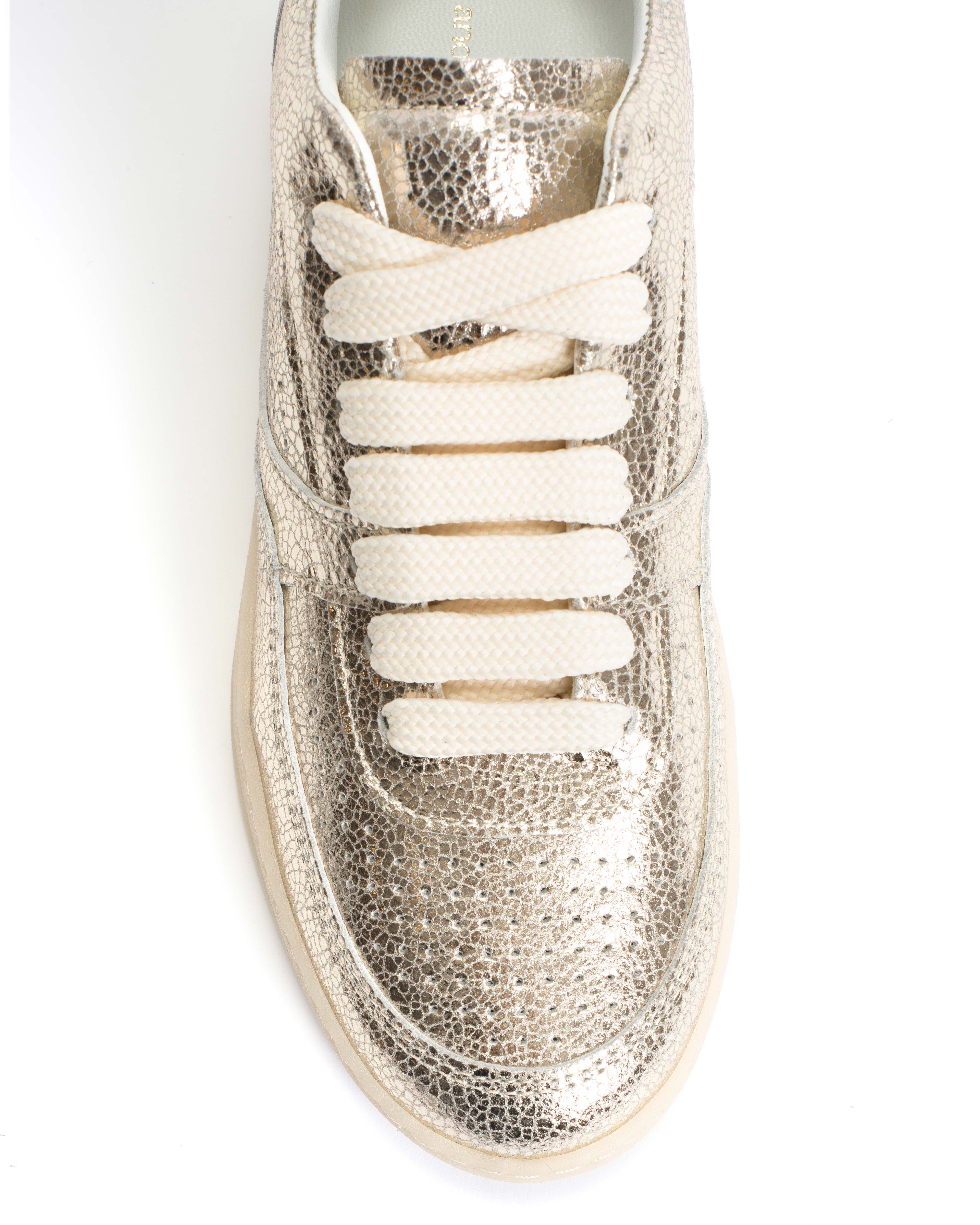 Elevate Crackled metallic goat Champagne