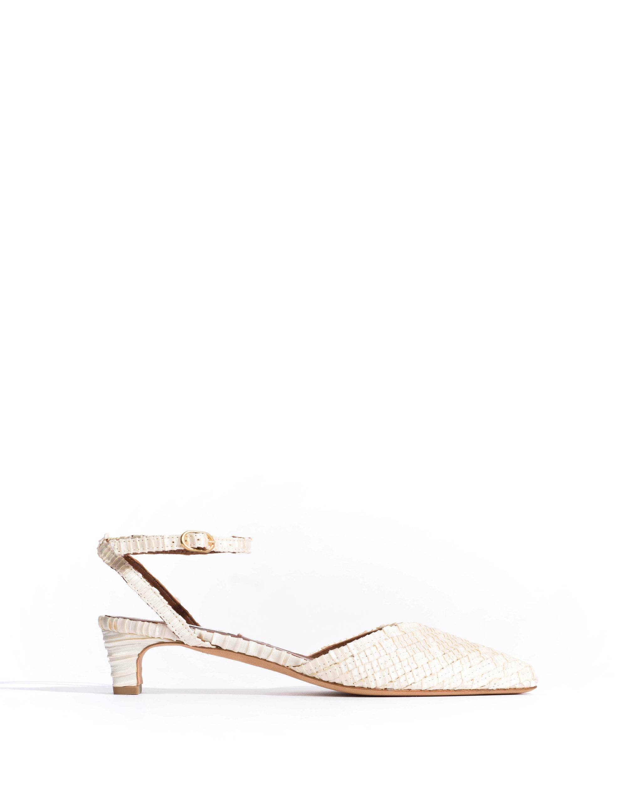 Givia 40 Pleated satin Creamy white - Anonymous Copenhagen Heels