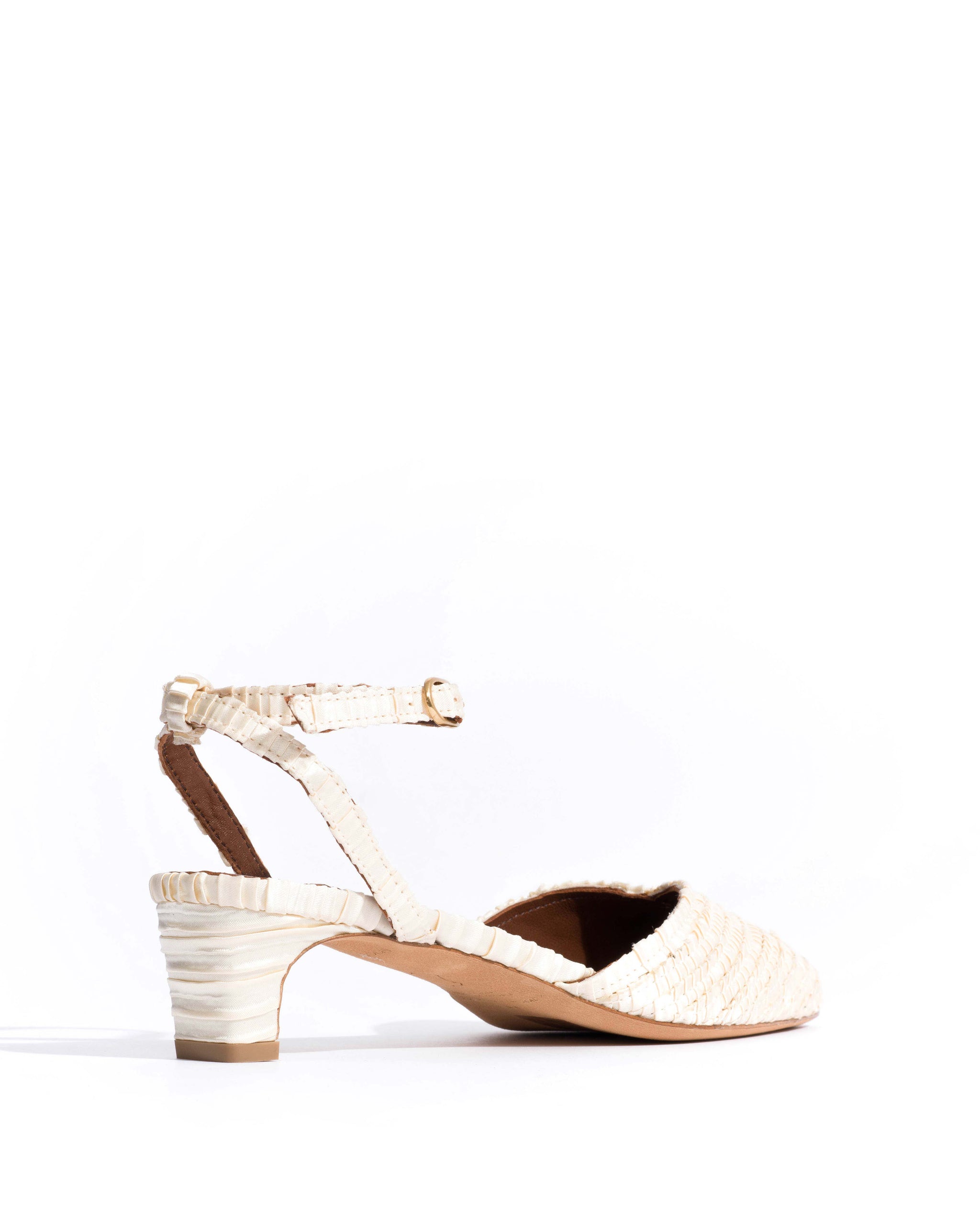 Givia 40 Pleated satin Creamy white - Anonymous Copenhagen Heels