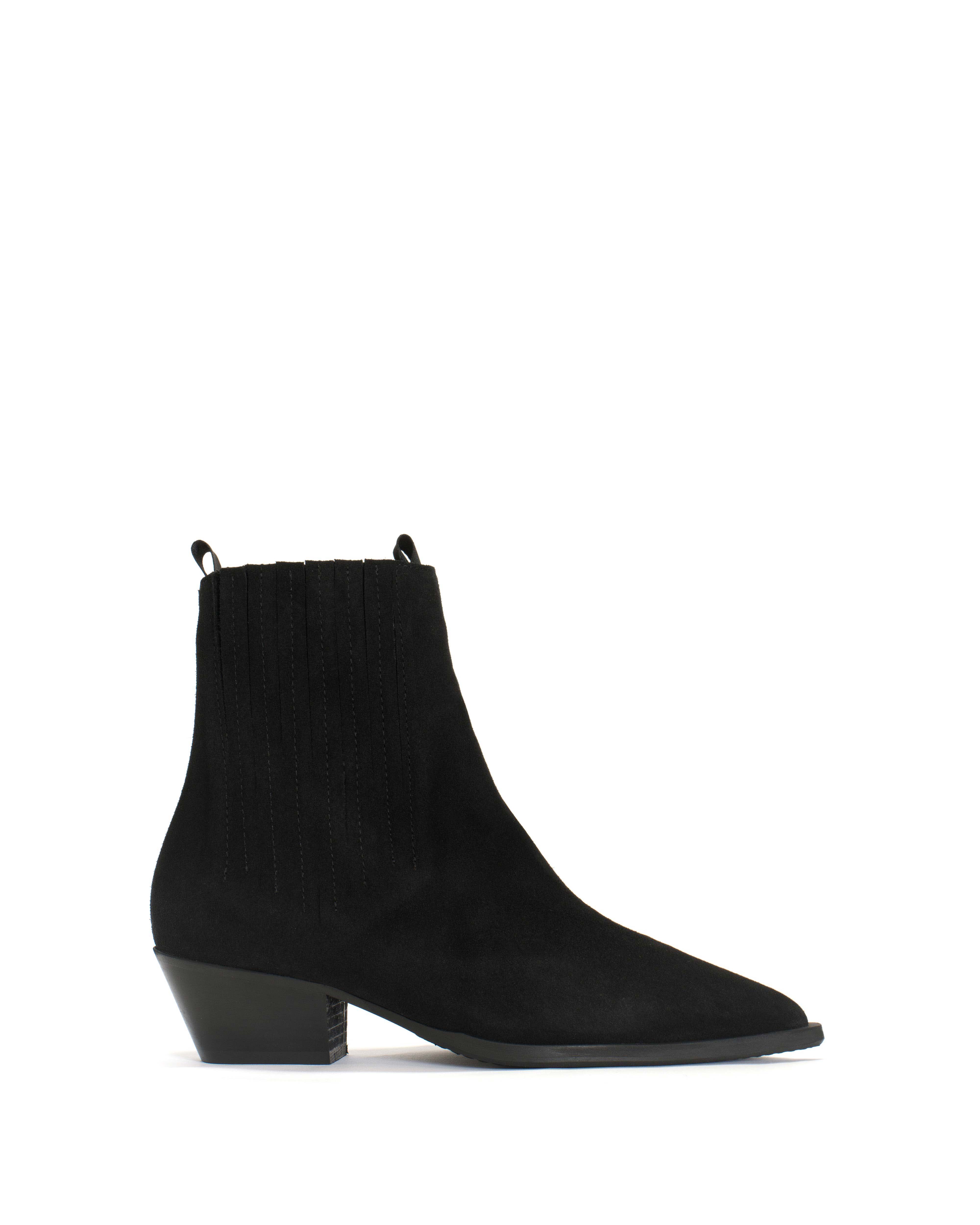 Hachi Calf suede Black