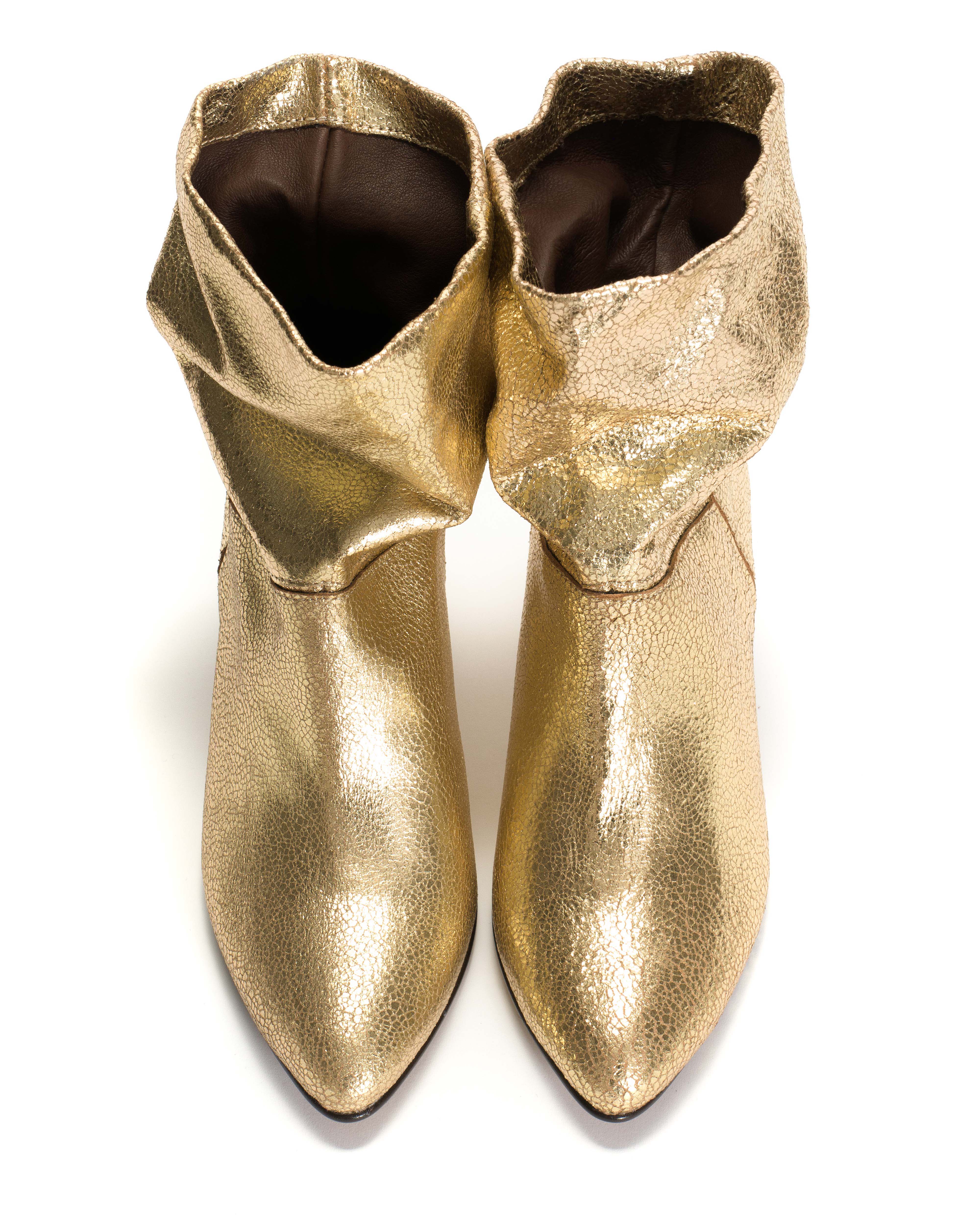 Jassi 50 stiletto Crackled metallic goat Gold