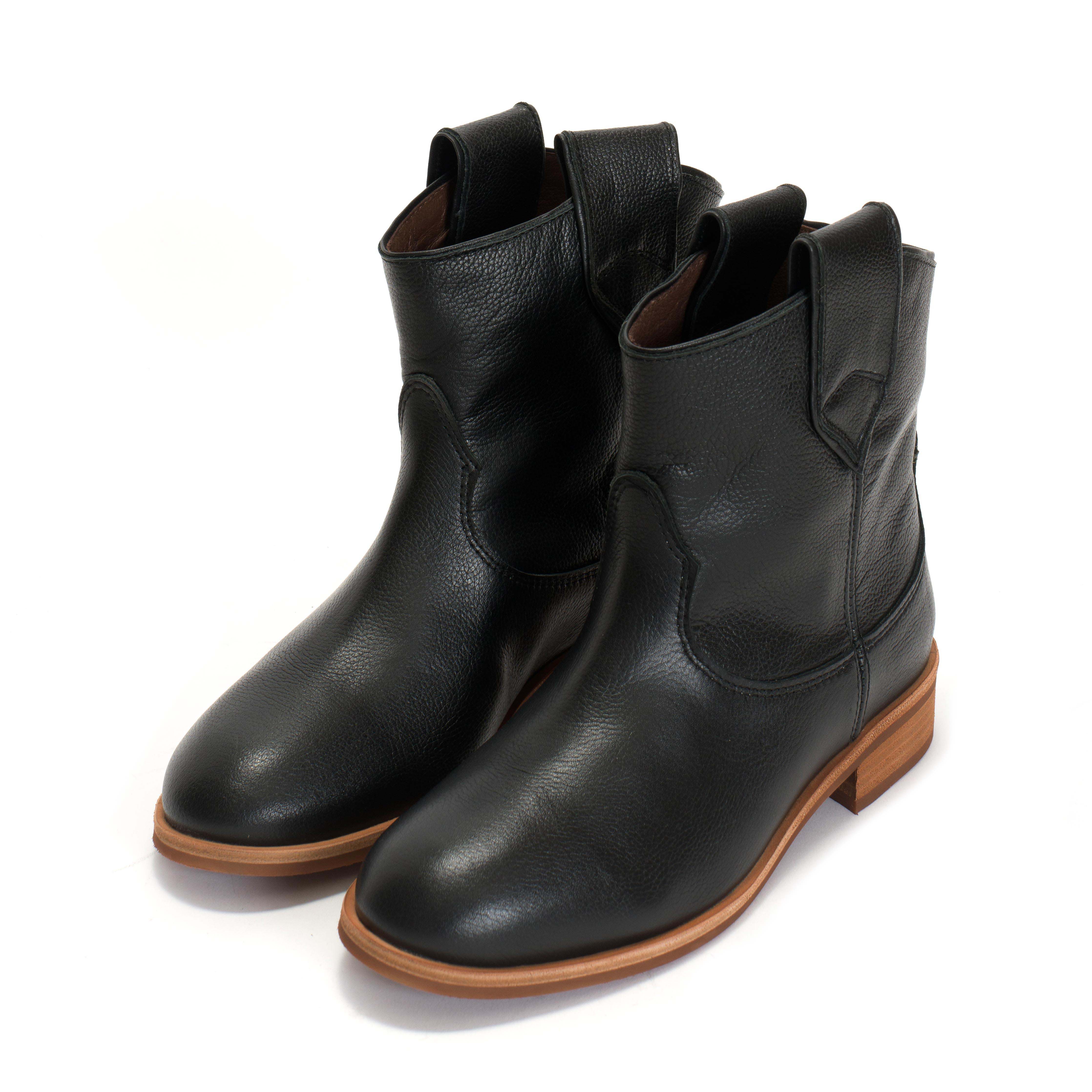 Monja Pebbled soft calf Black