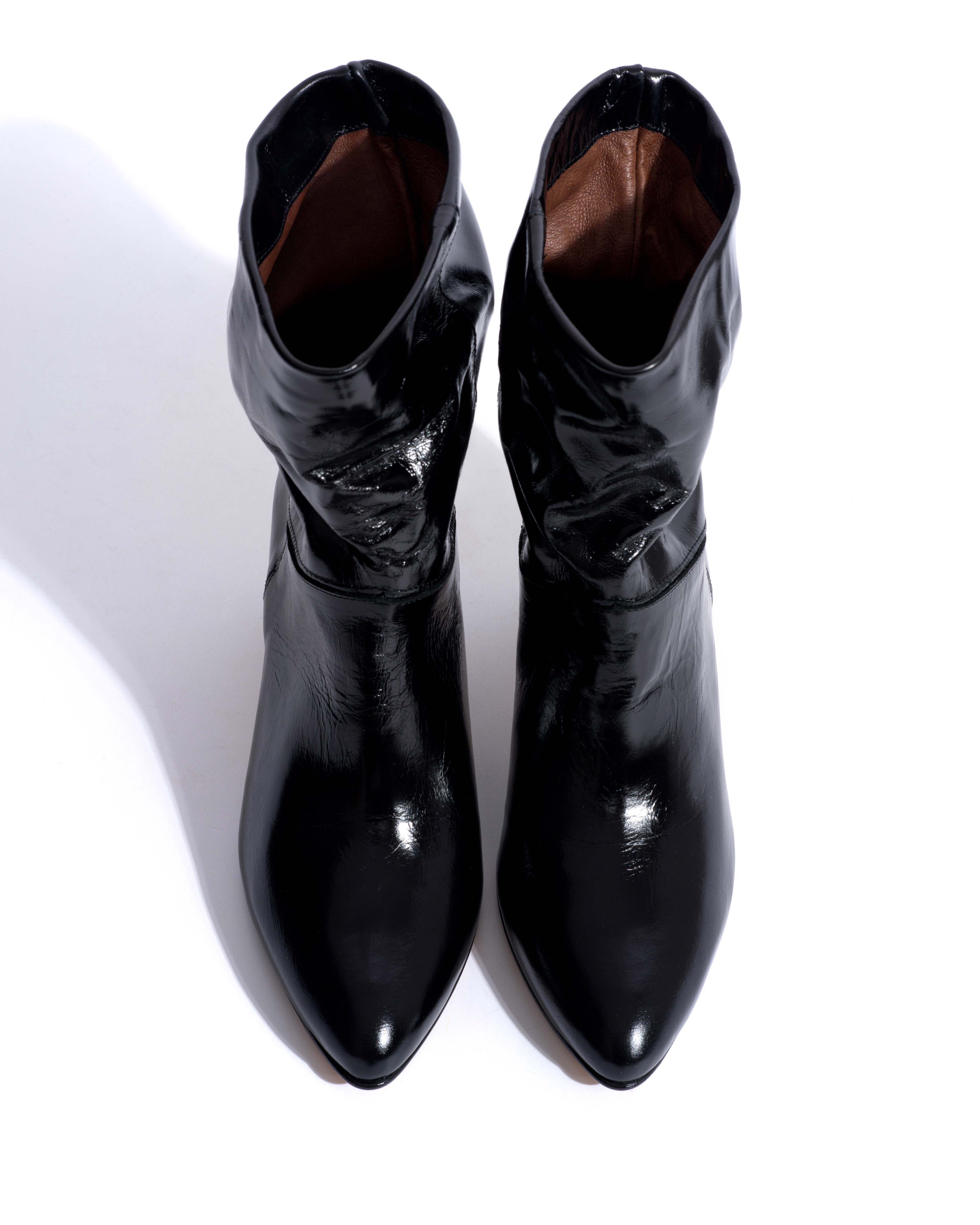 Jassi 50 stiletto Crinkled polished goat Black