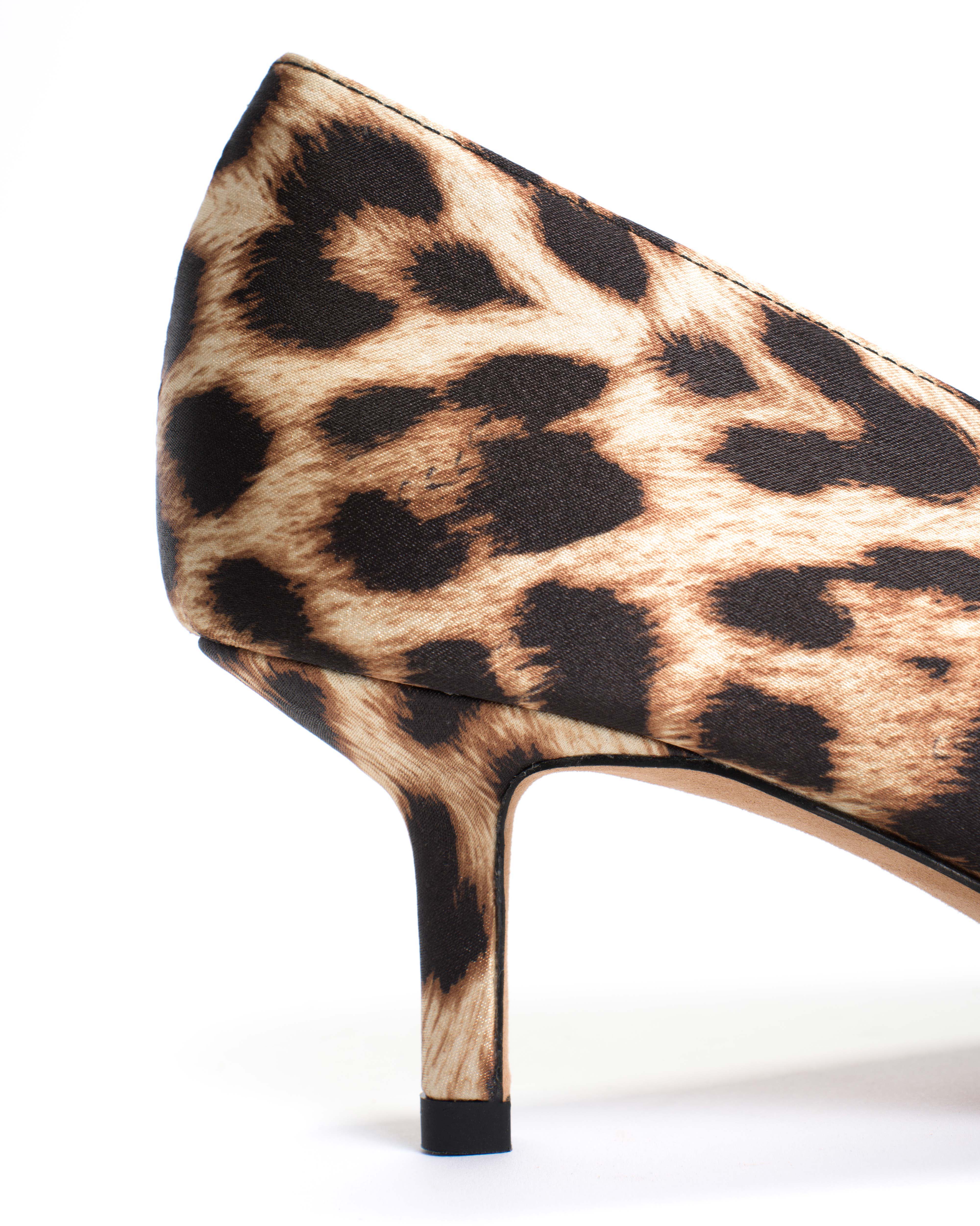 Phia 55 pin Satin print Leopard