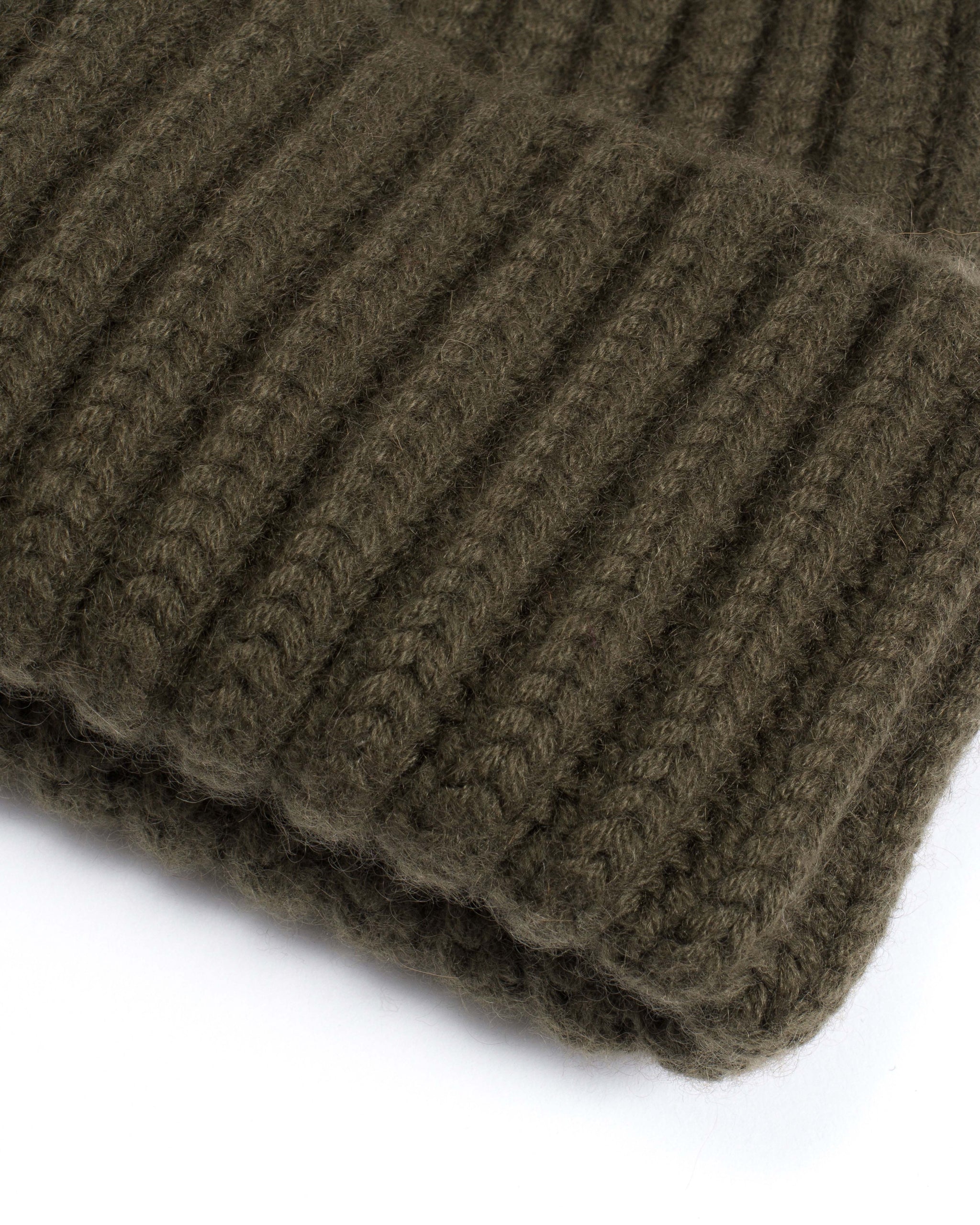 Sandra beanie 100% cashmere Olive green - Anonymous Copenhagen