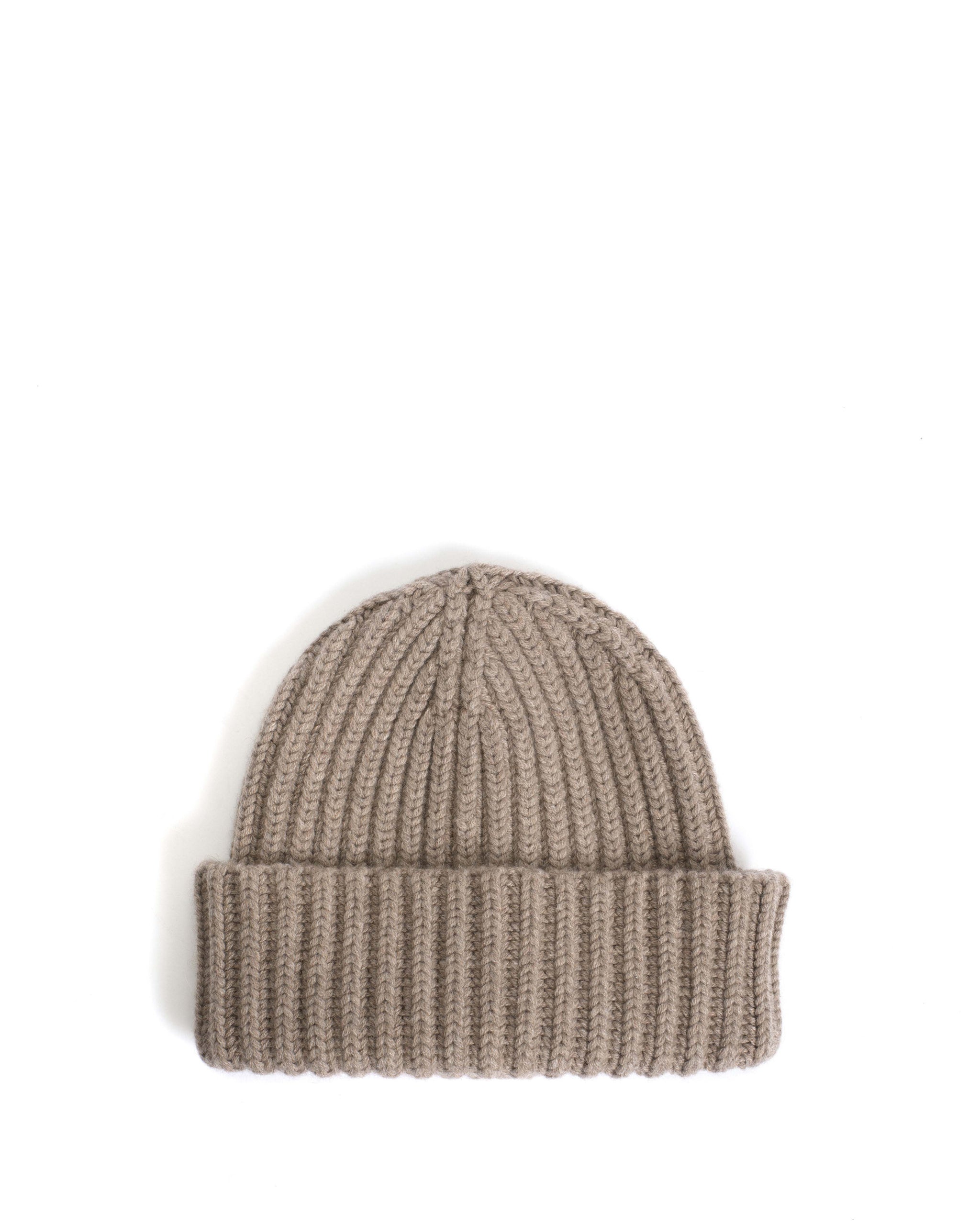 Sandra beanie 100% cashmere Dark taupe - Anonymous Copenhagen