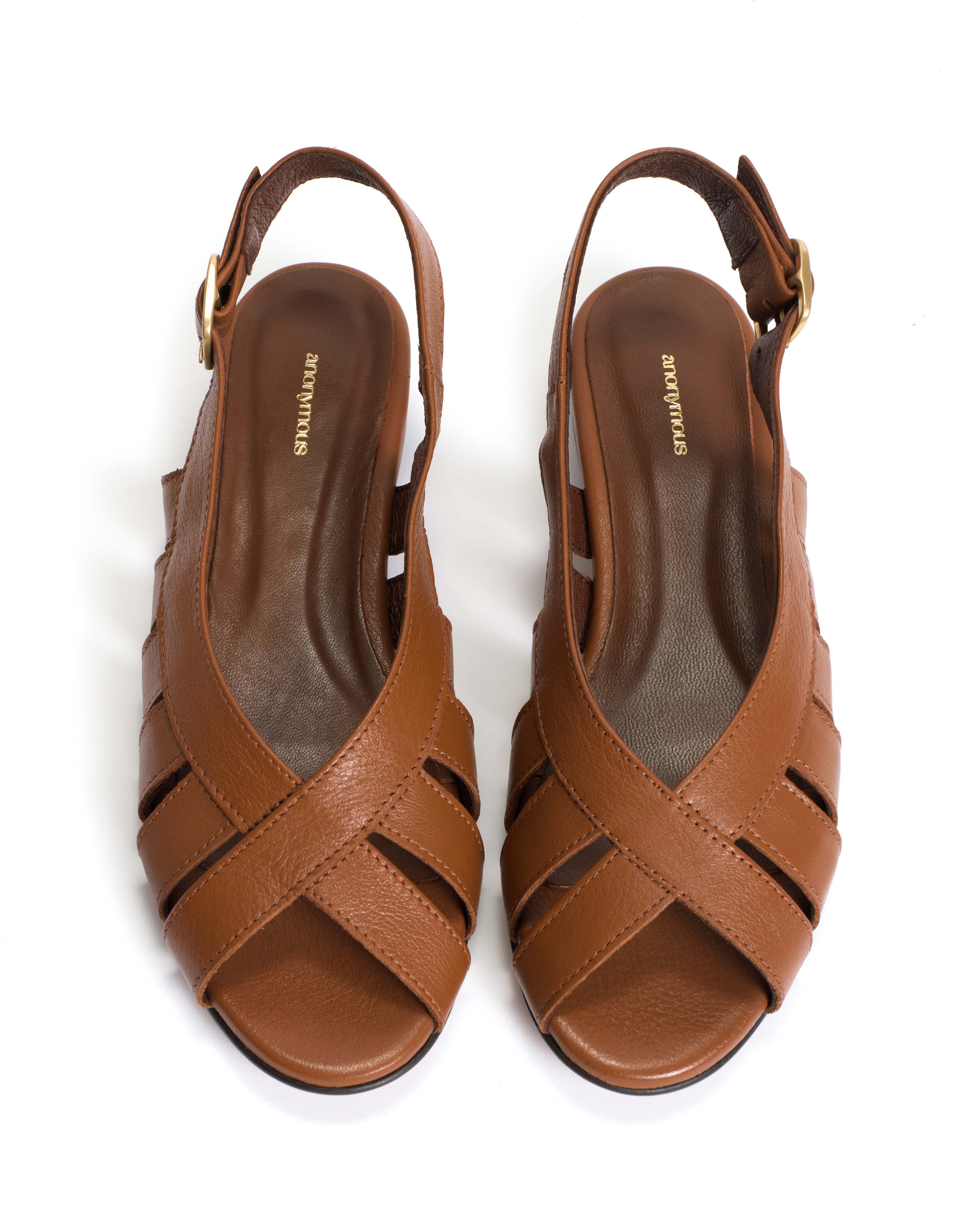 Sophie 20 Pebbled soft calf Camel