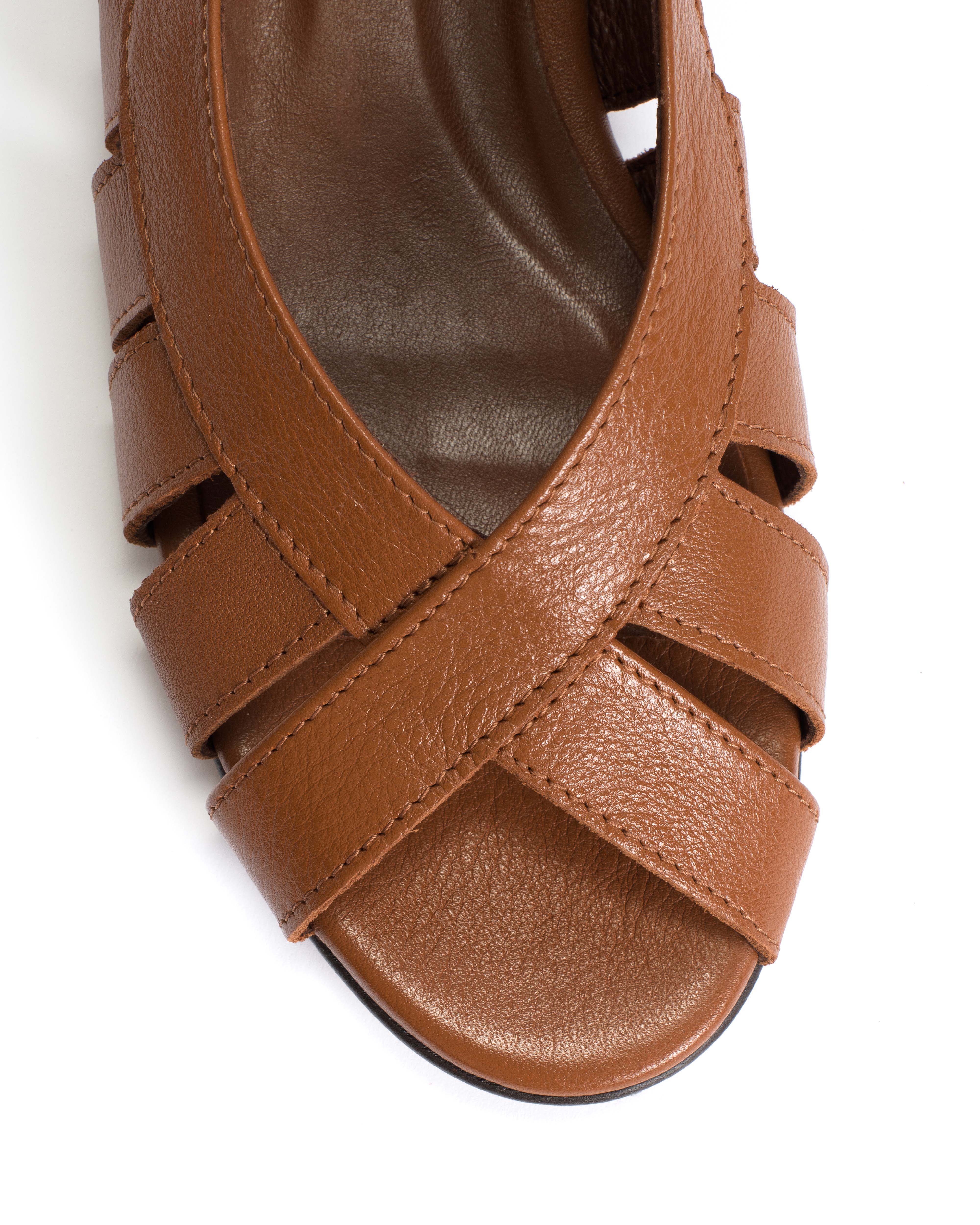 Sophie 20 Pebbled soft calf Camel