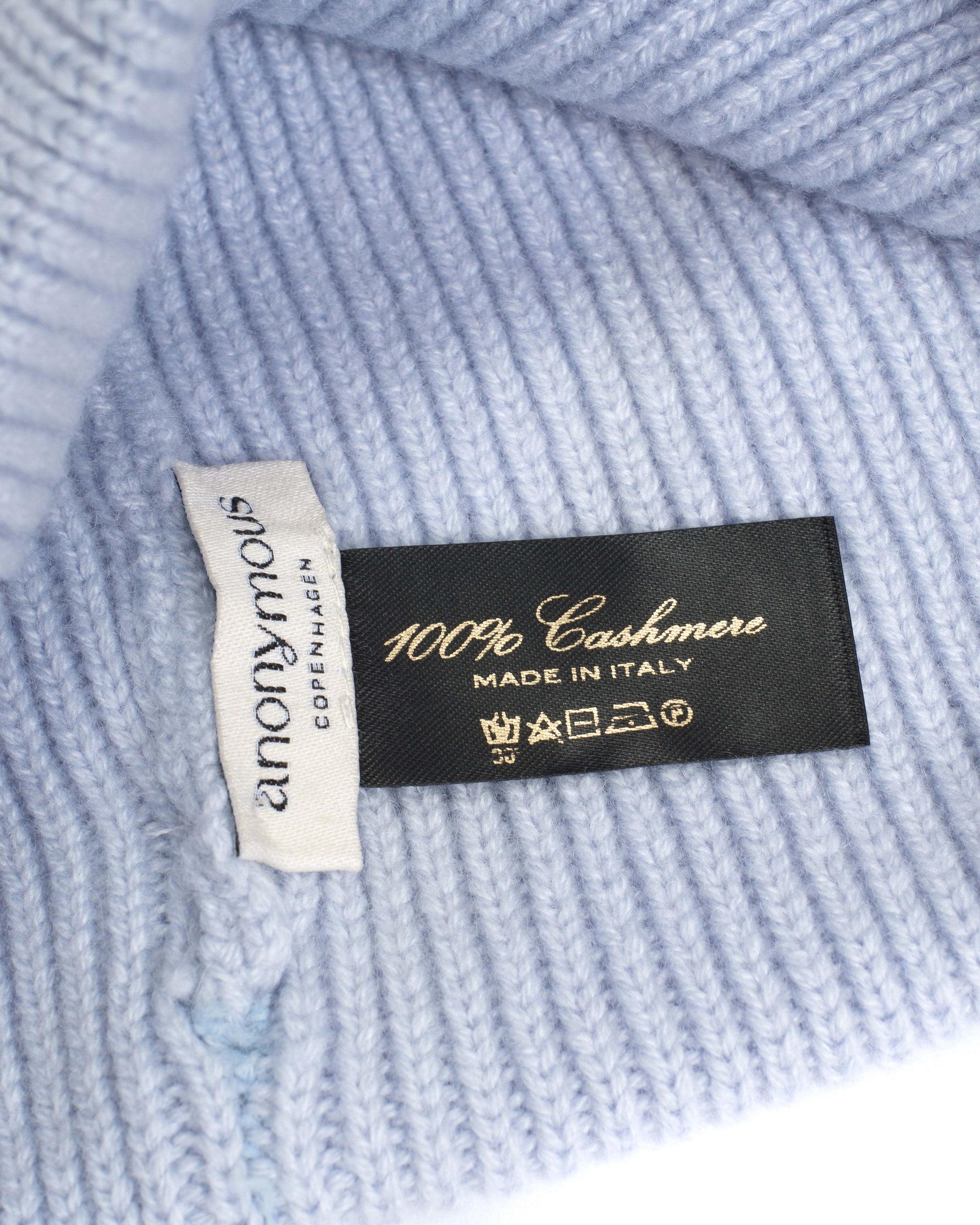 Vinni beanie 100% cashmere Sky - Anonymous Copenhagen