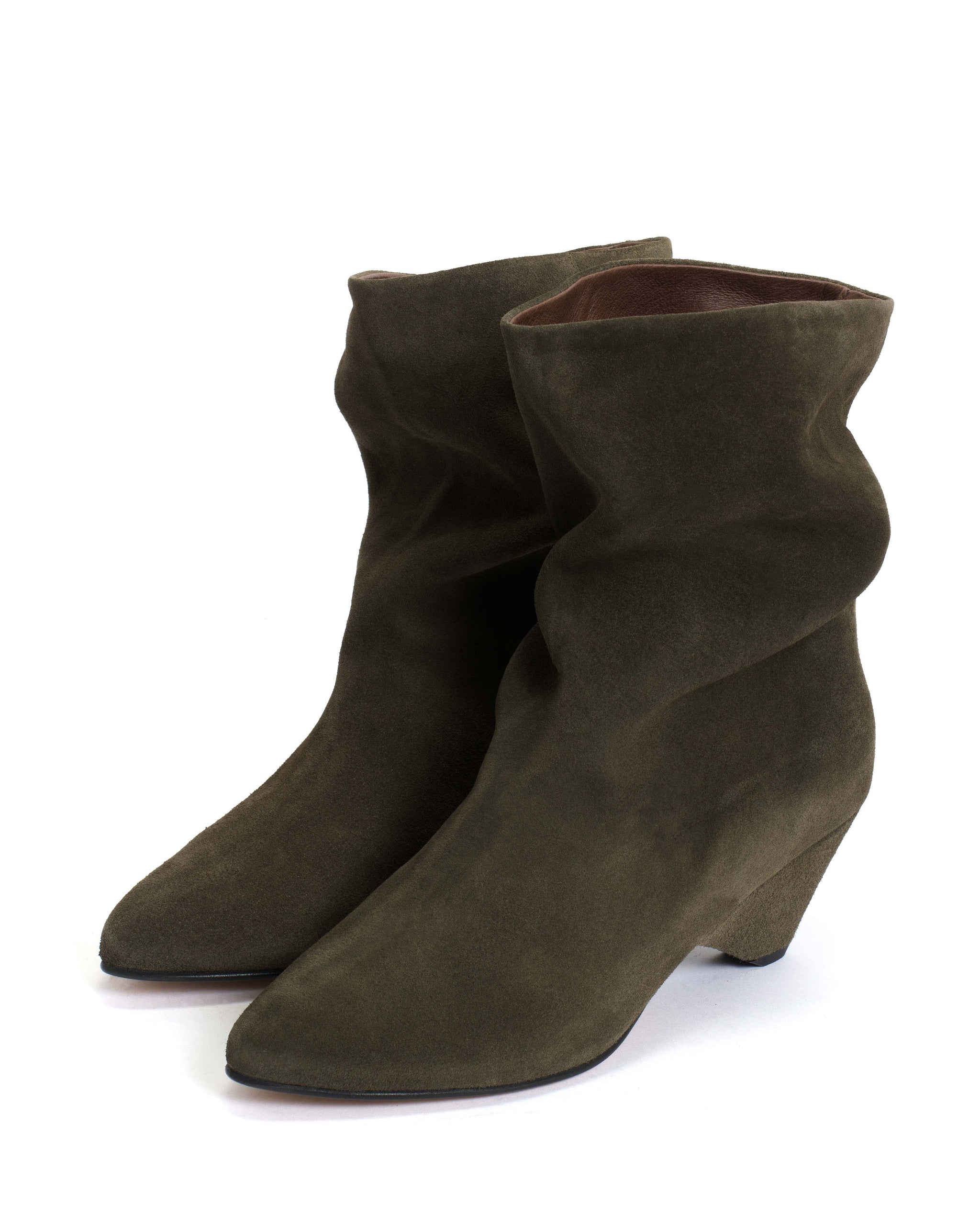 Vully 50 Triangle Calf Suede Moss green - Anonymous Copenhagen