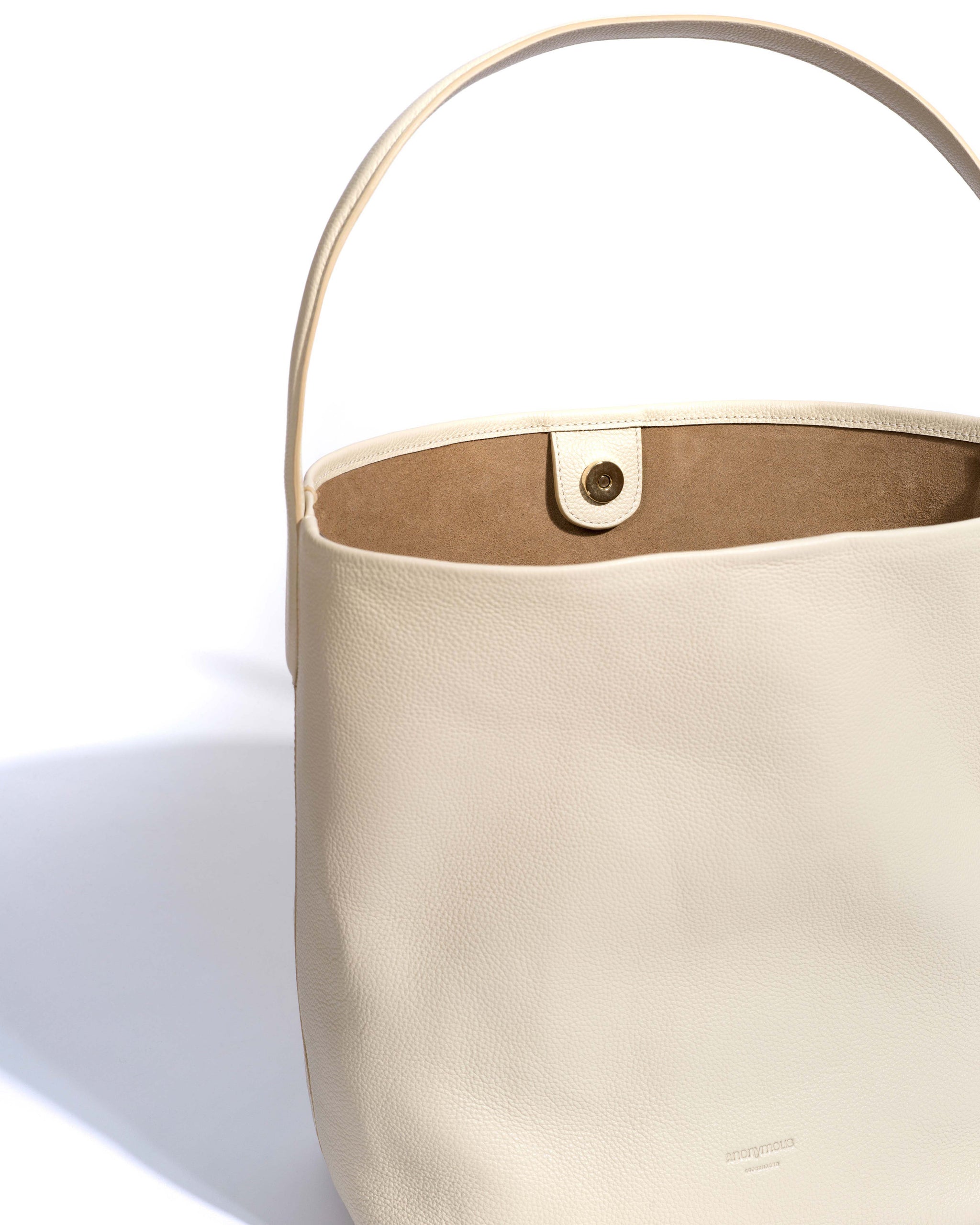 Versa everyday bag Pebbled soft calf White sand - Anonymous Copenhagen Bags