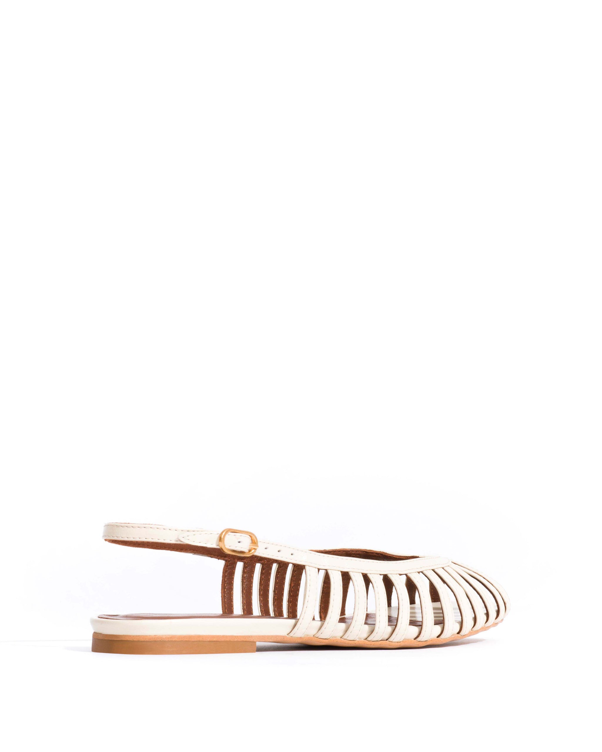 Carminho 10 Crinkled polished goat White sand - Anonymous Copenhagen Flat sandals