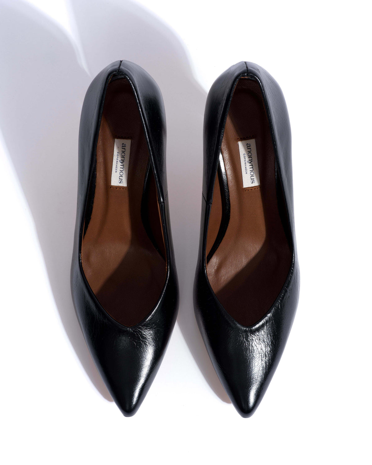 Trini 75 Crinkled polished goat Black