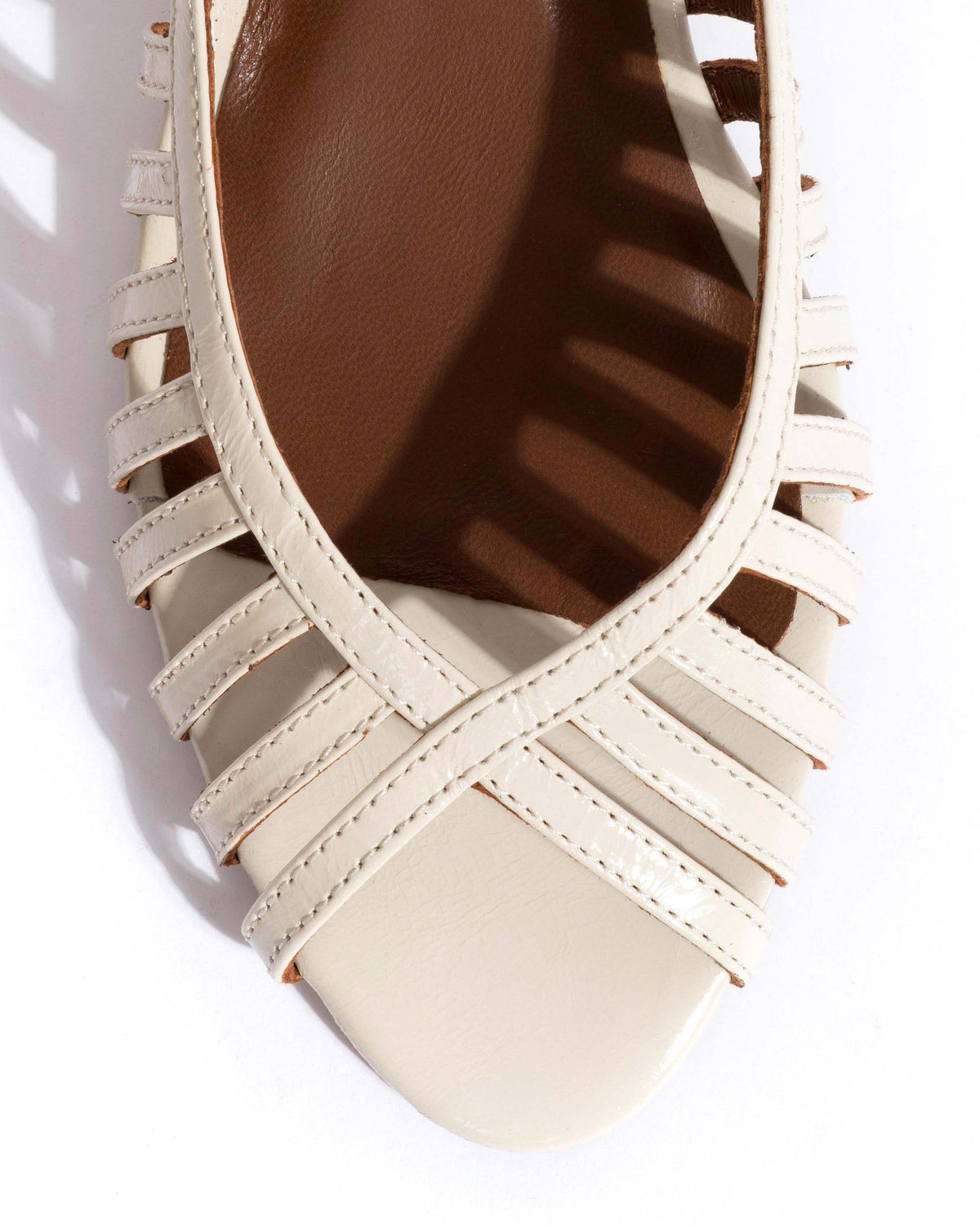 Carminho 40 stiletto Crinkled polished goat White sand