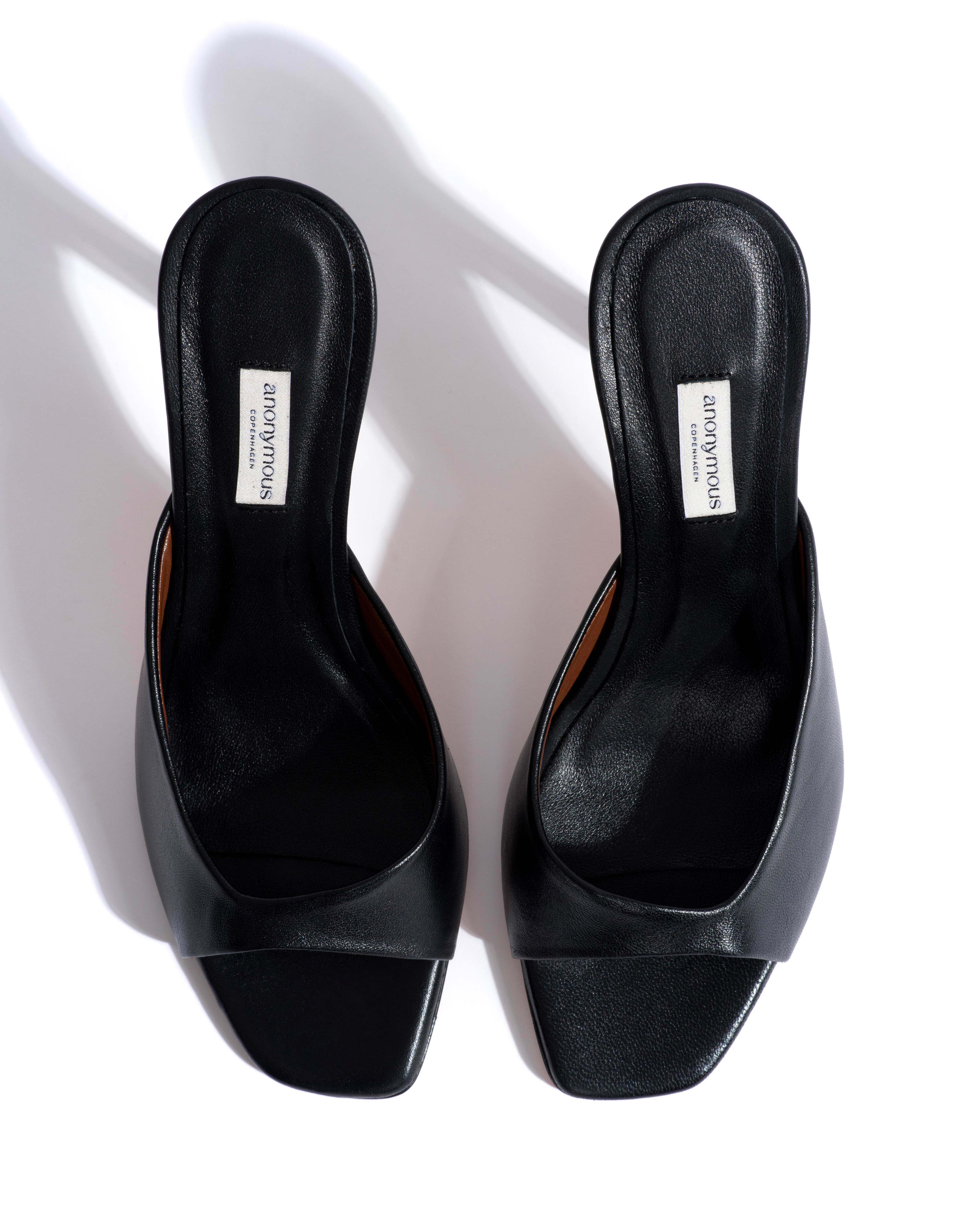 Mazy 100 Shiny lamb Black