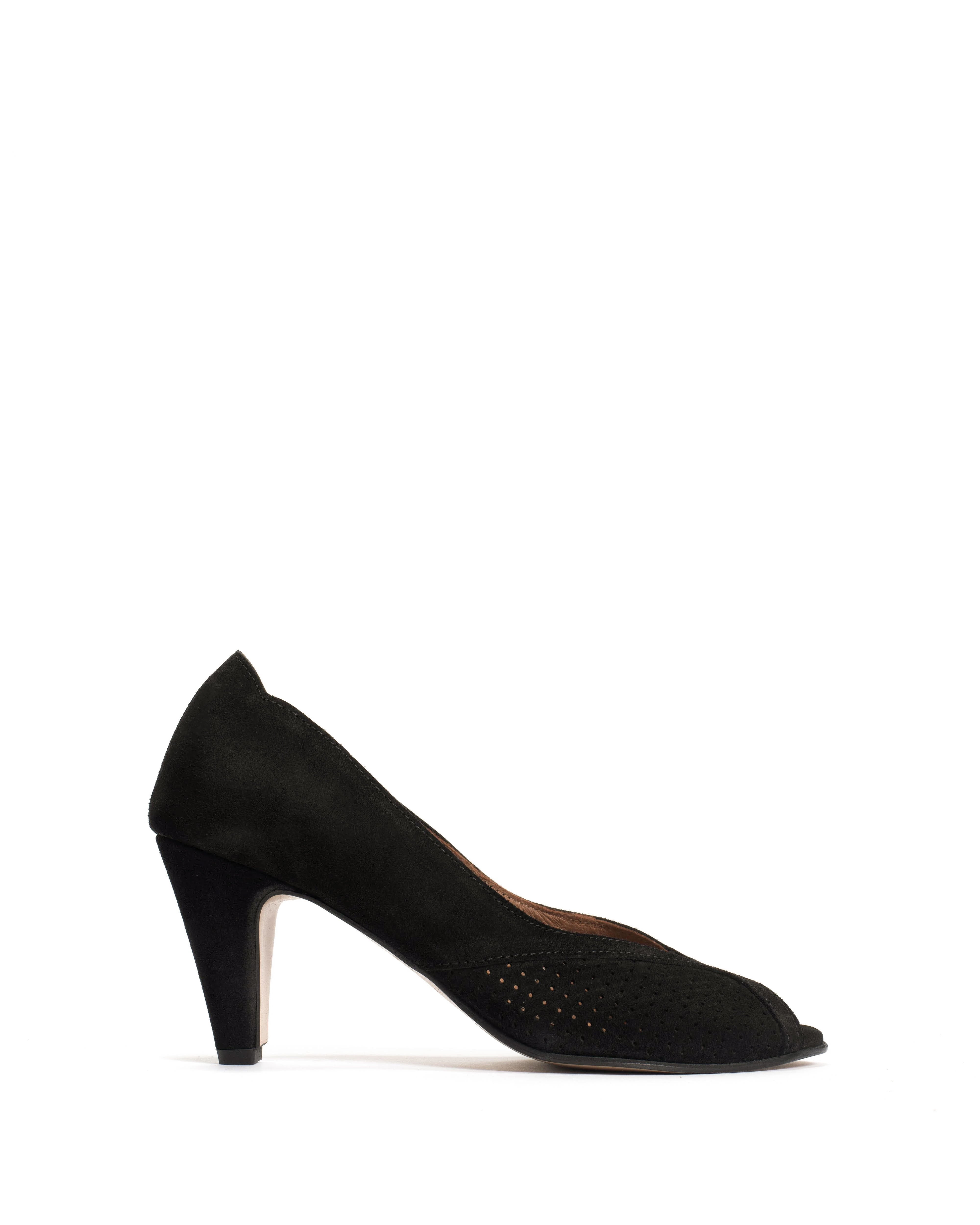 Alania Calf suede
