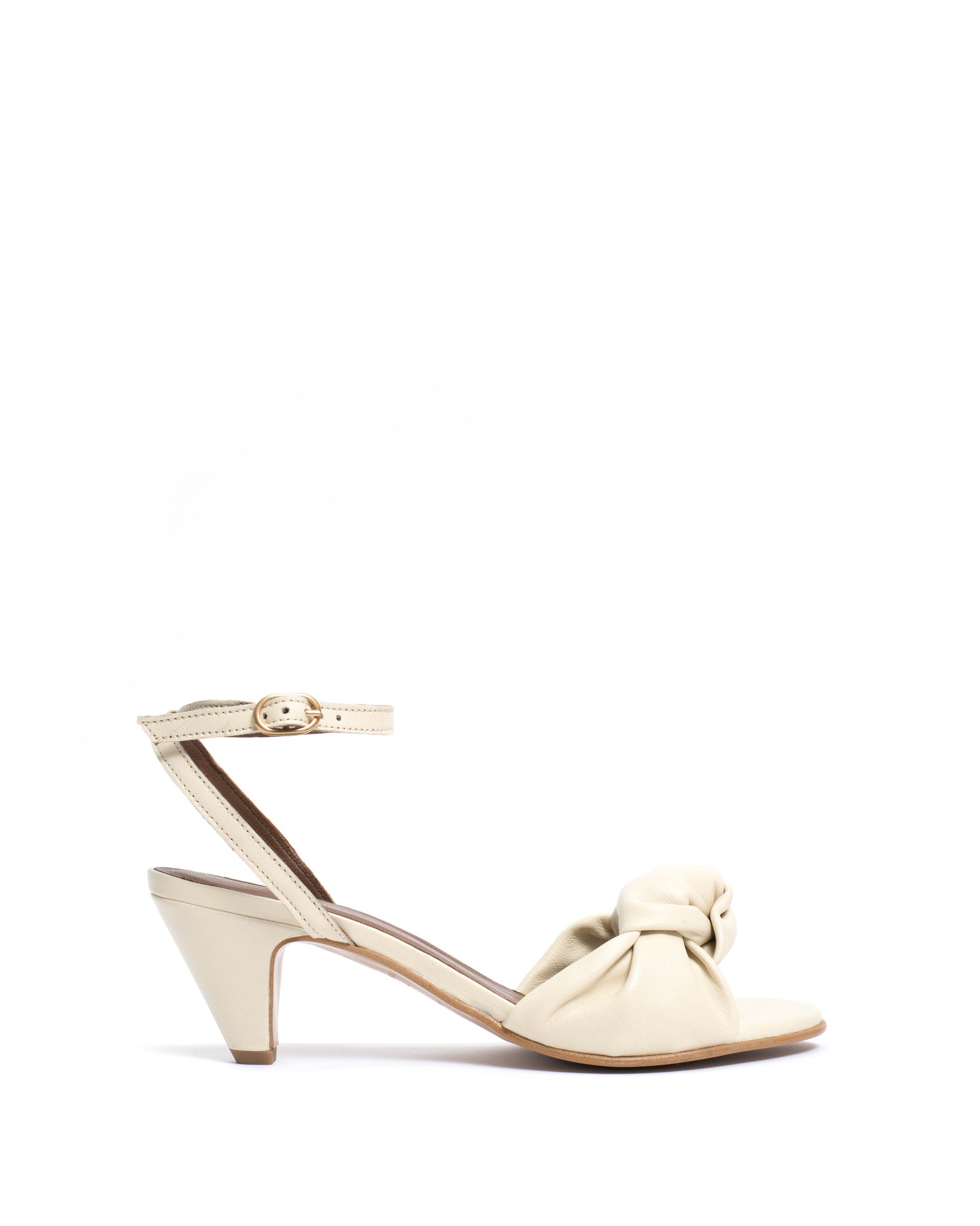 Aliza 50 stiletto Shiny lamb White sand - Anonymous Copenhagen