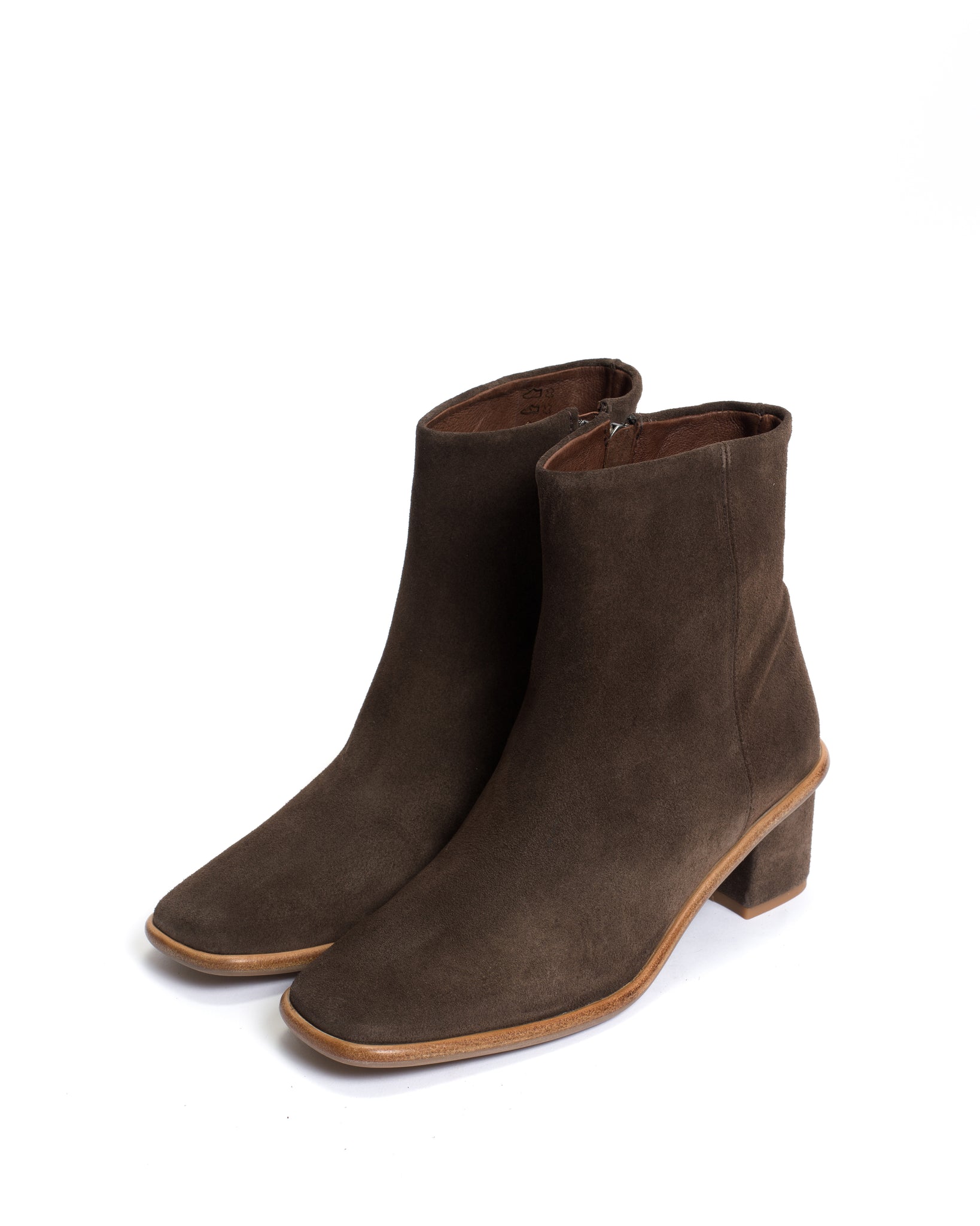 Orielle Calf suede Coffee brown - Anonymous Copenhagen