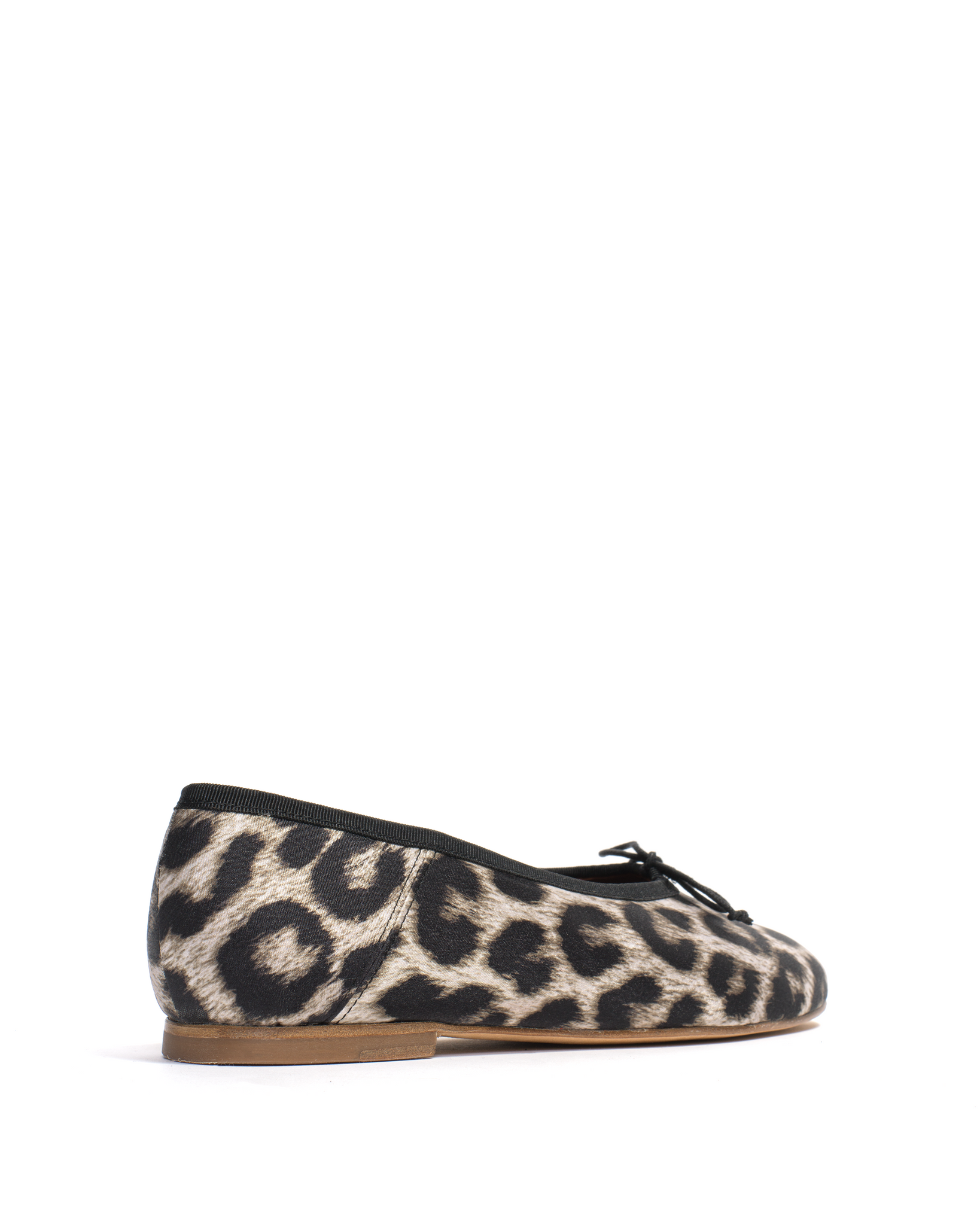 Sacha Satin print Snow leopard - Anonymous Copenhagen