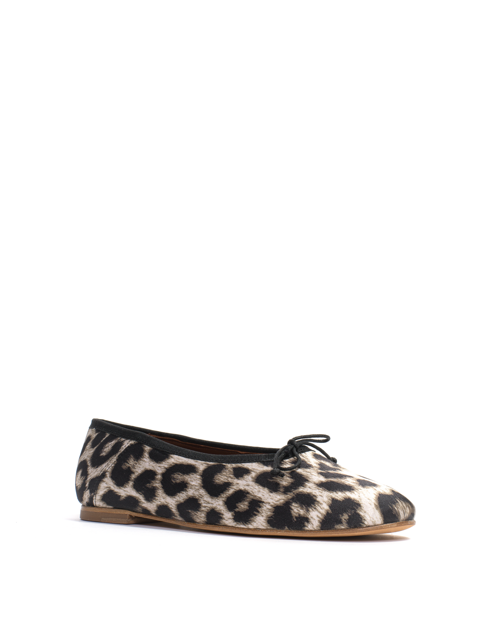 Sacha Satin print Snow leopard - Anonymous Copenhagen