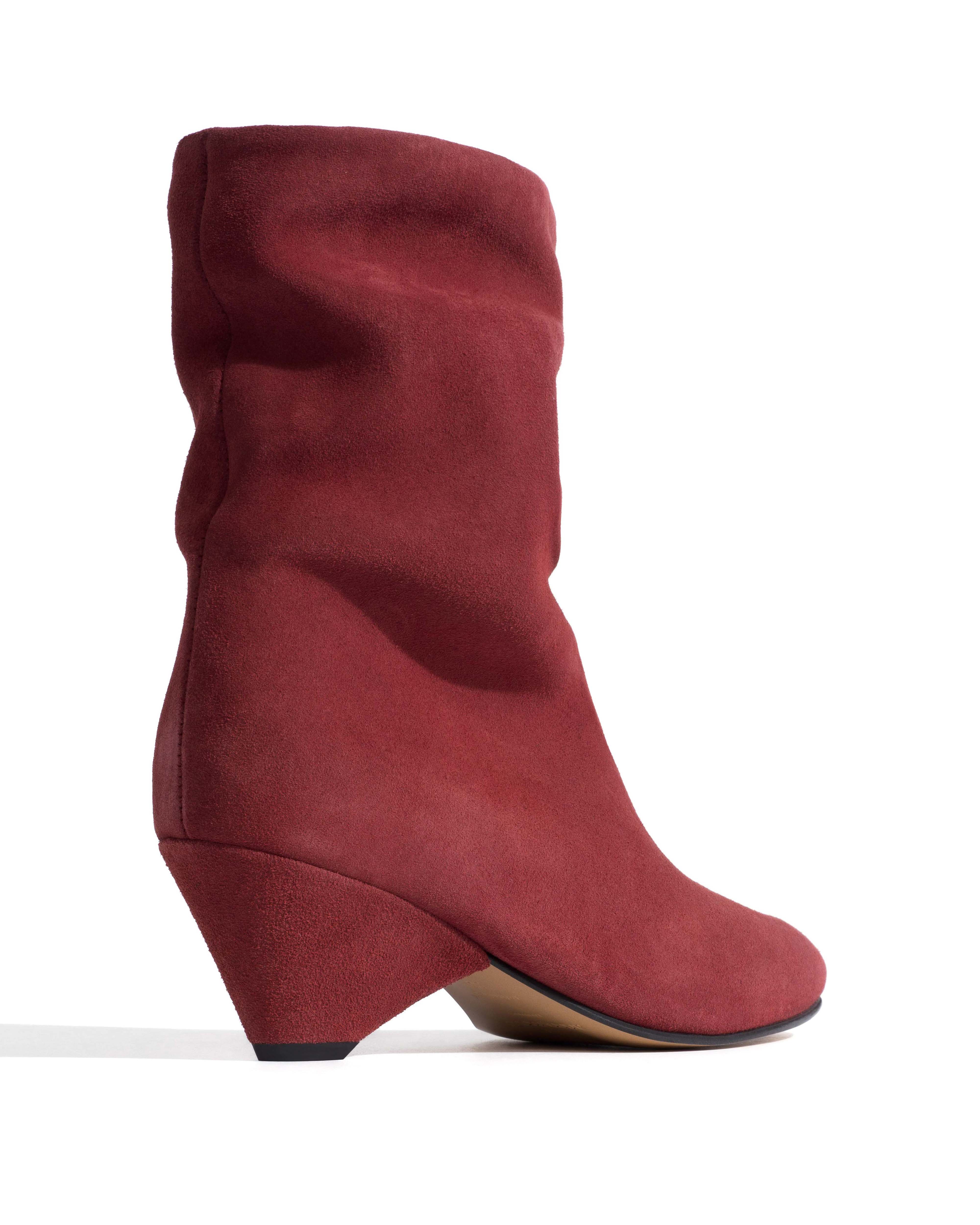 Vully 50 triangle Calf suede Pomegranate