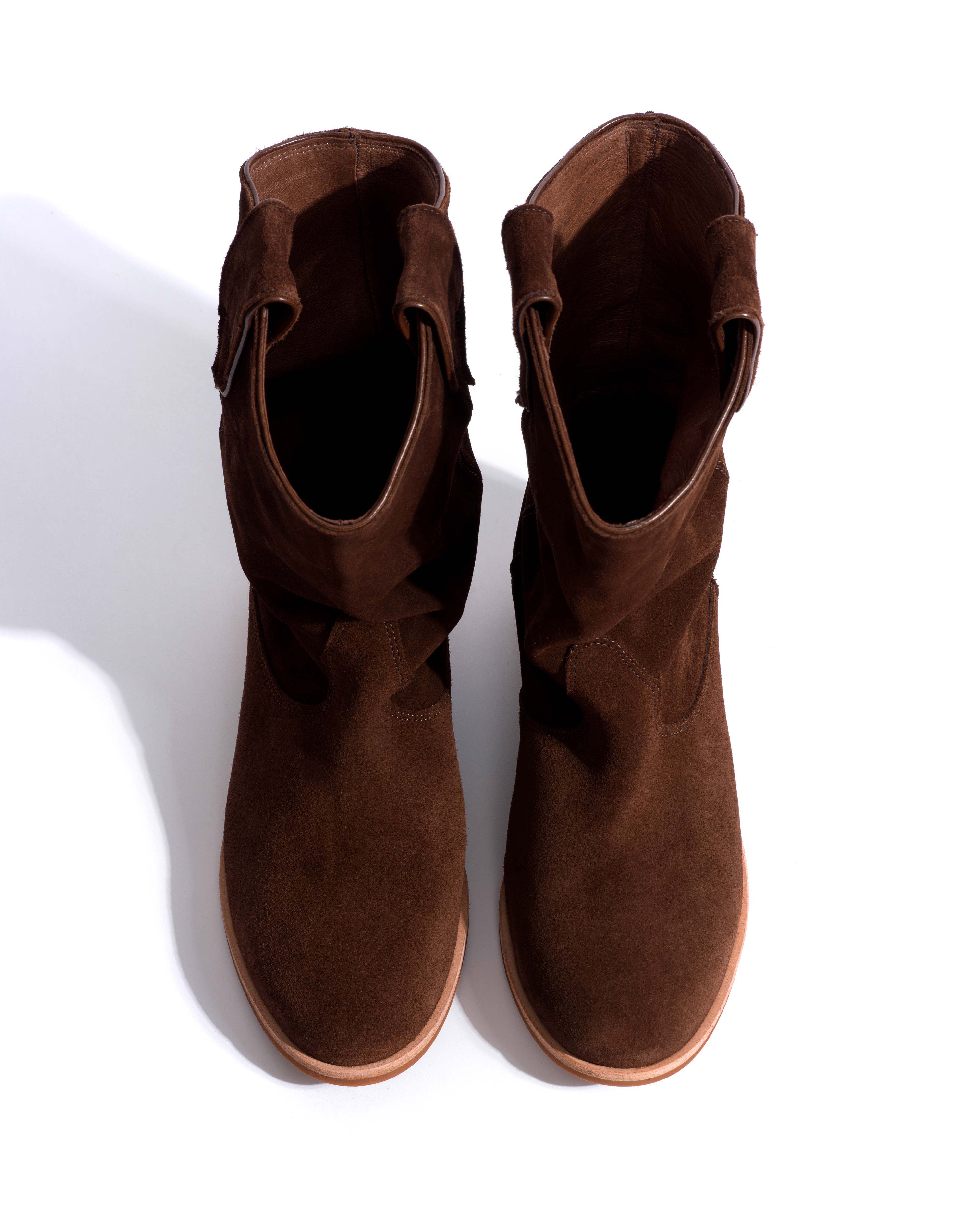 Claudia Calf suede Chocolate