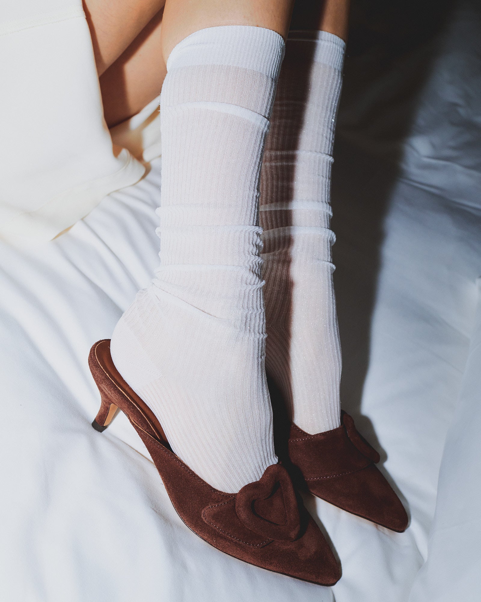 Noa mid calf glitter socks 52% nylon 48% polyester Cream