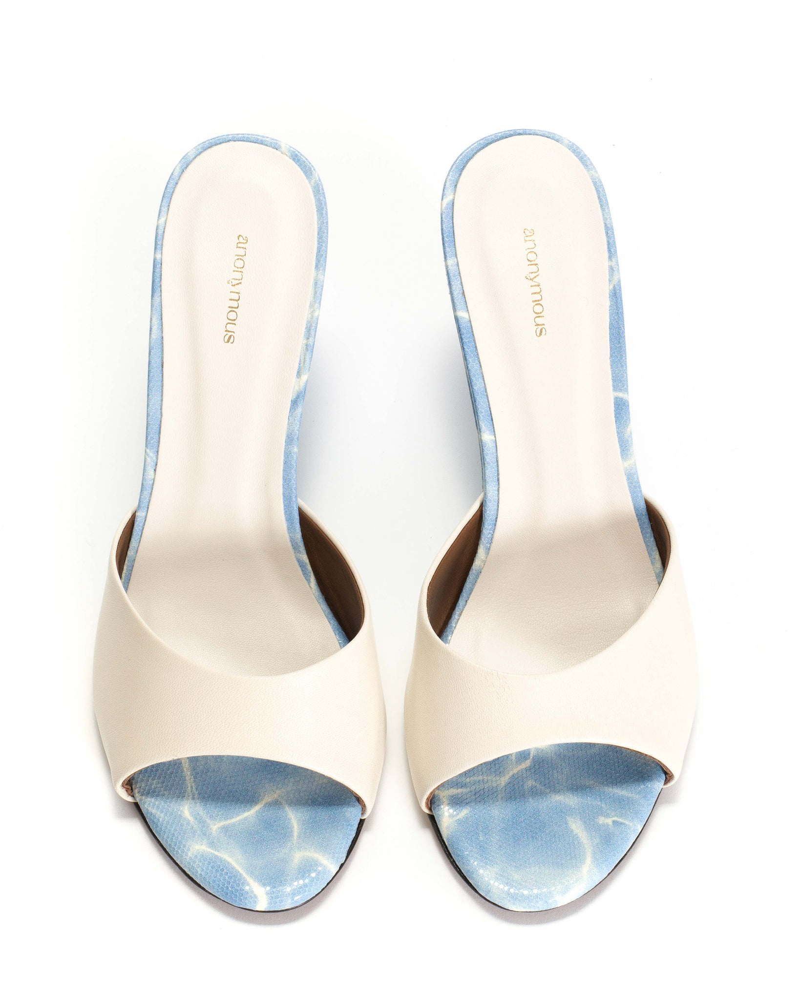 Gwen 75 wedge Shiny lamb & silky lamb print Milk white & pool blue - Anonymous Copenhagen