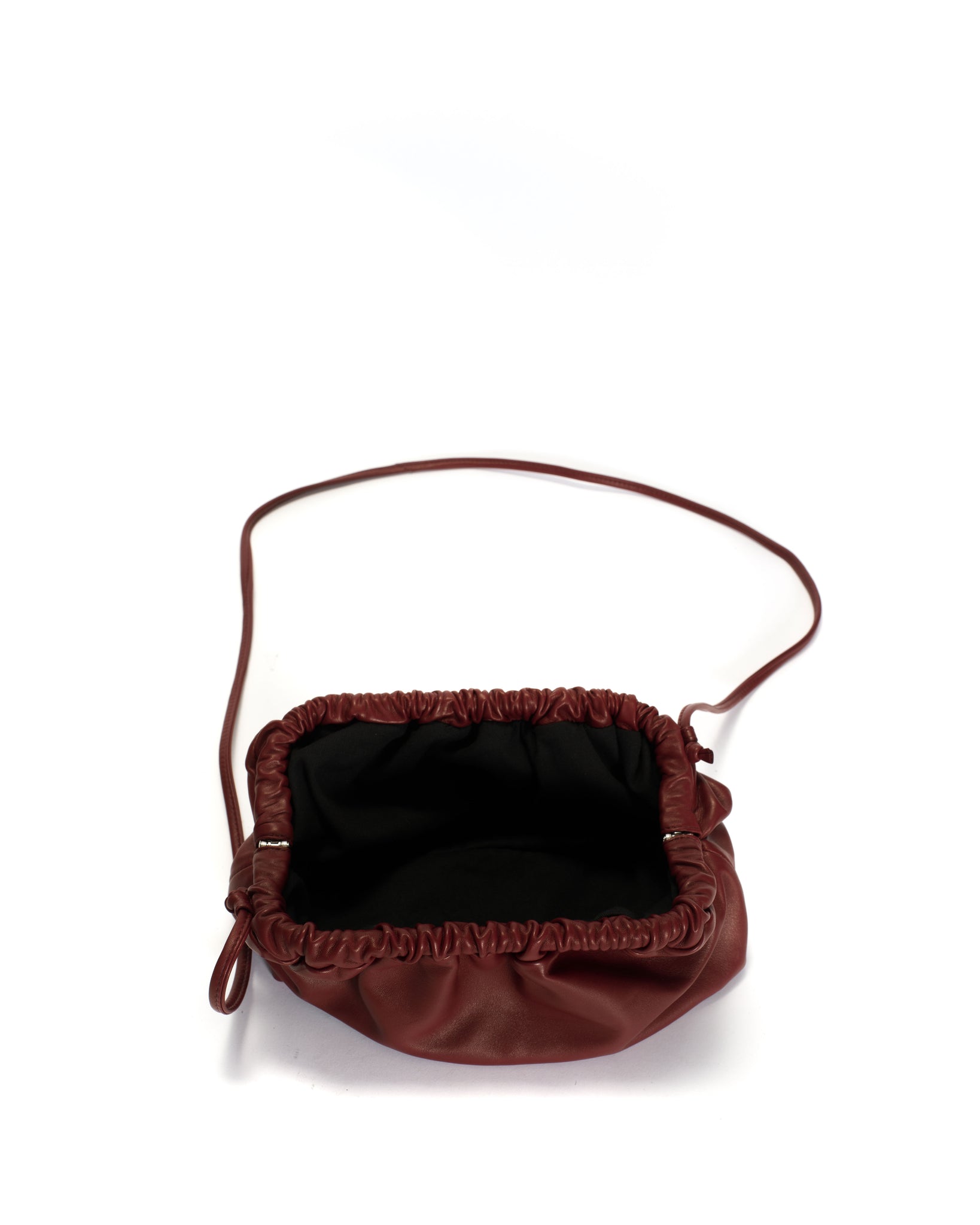 Hally grand cloud bag Silky lamb Pomegranate - Anonymous Copenhagen