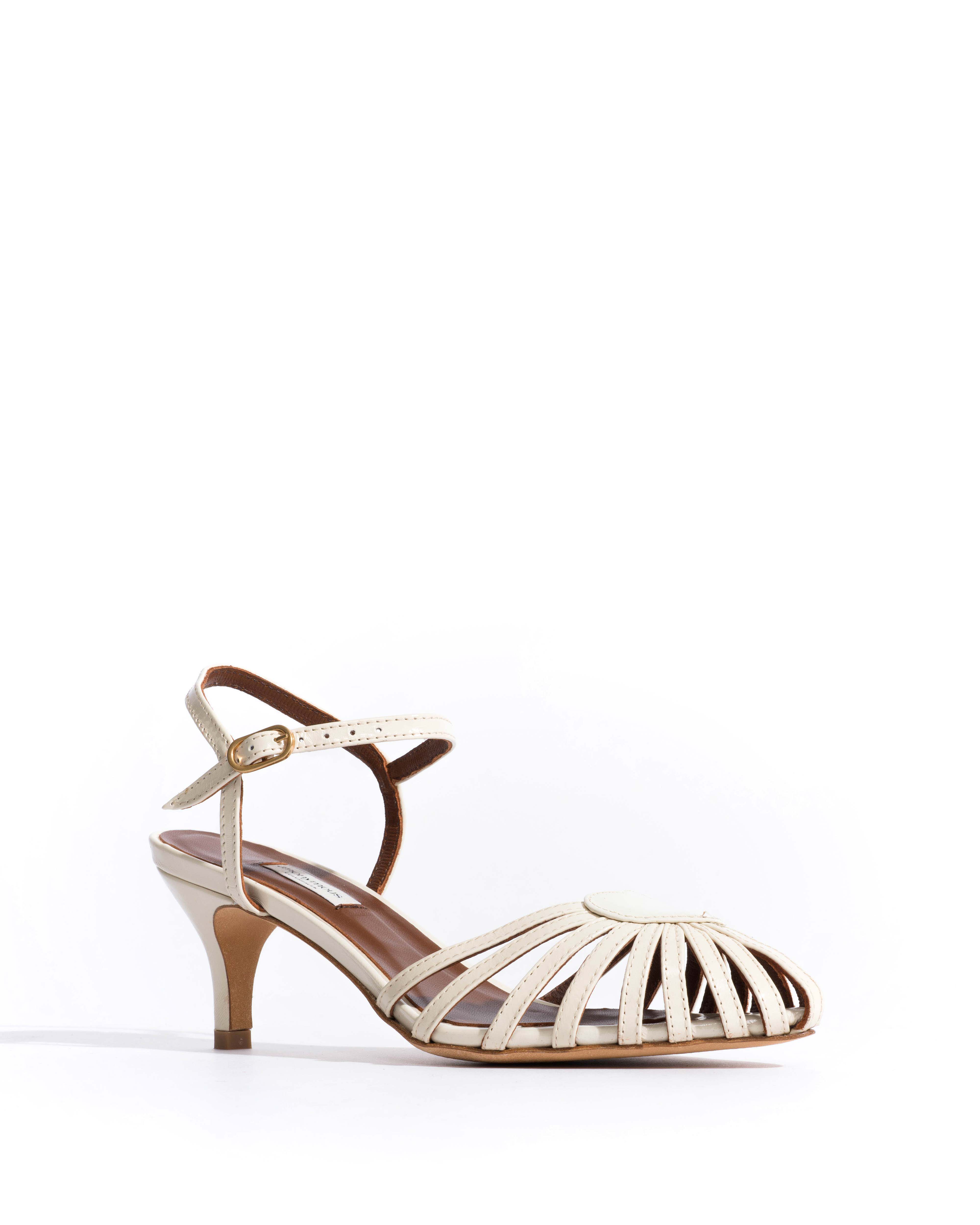 Keesha 55 Crinkled polished goat White sand