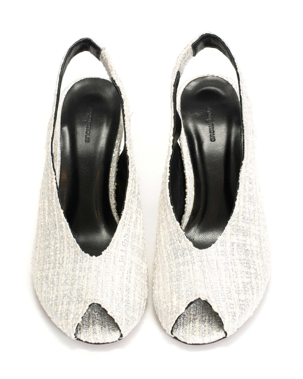Maia Boucle & silky lamb Oyster purple & black