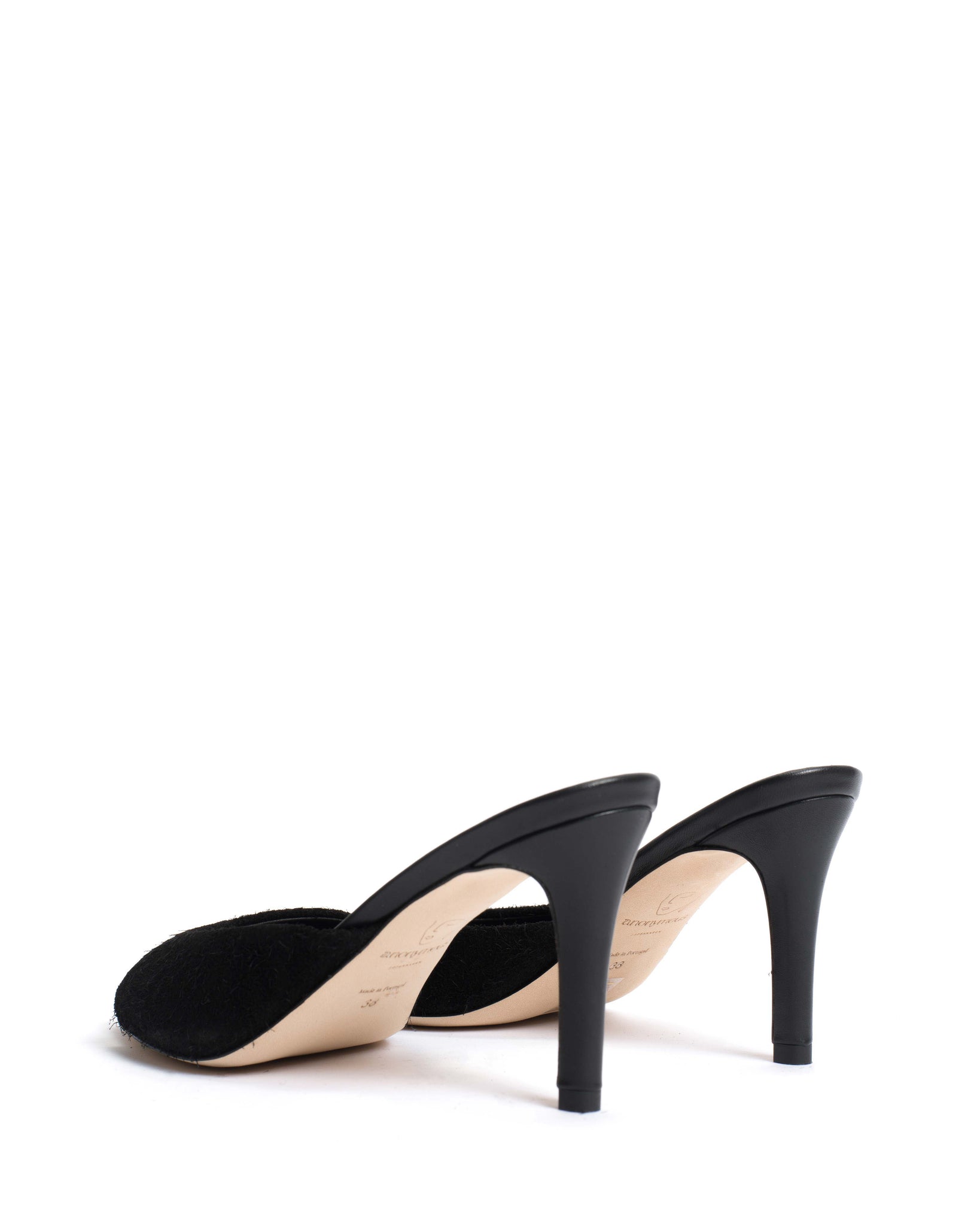 Mazy 75 Plushed calf suede Black - Anonymous Copenhagen