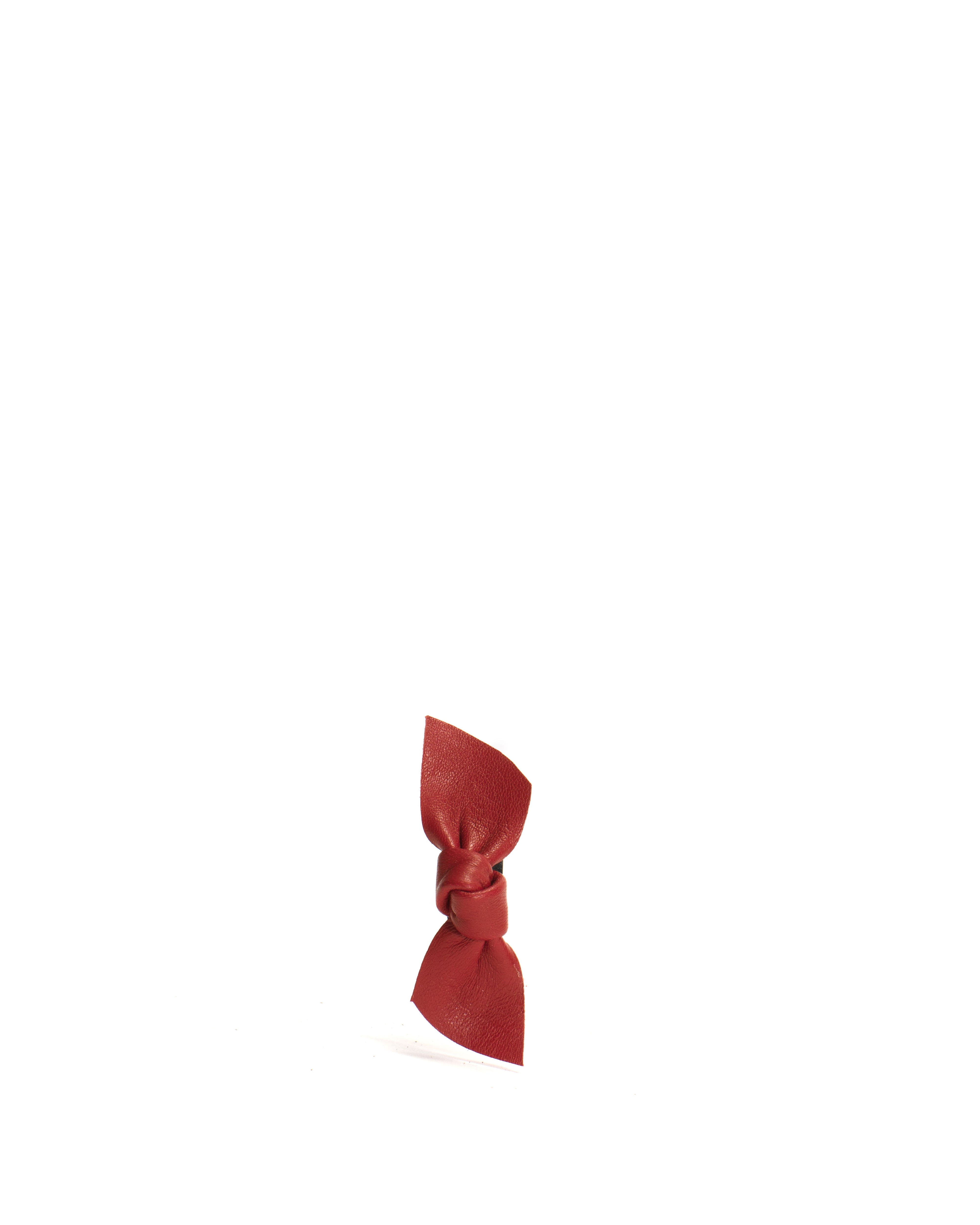 Nabie hair clip petite bow Shiny lamb Ruby