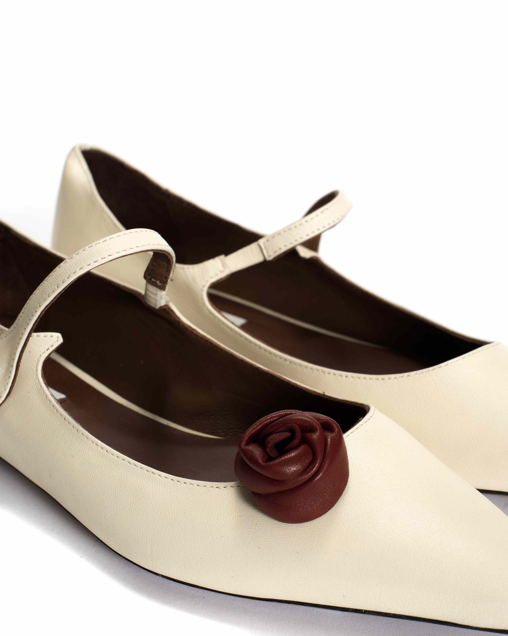 Rose shoe clip Shiny lamb Pomegranate
