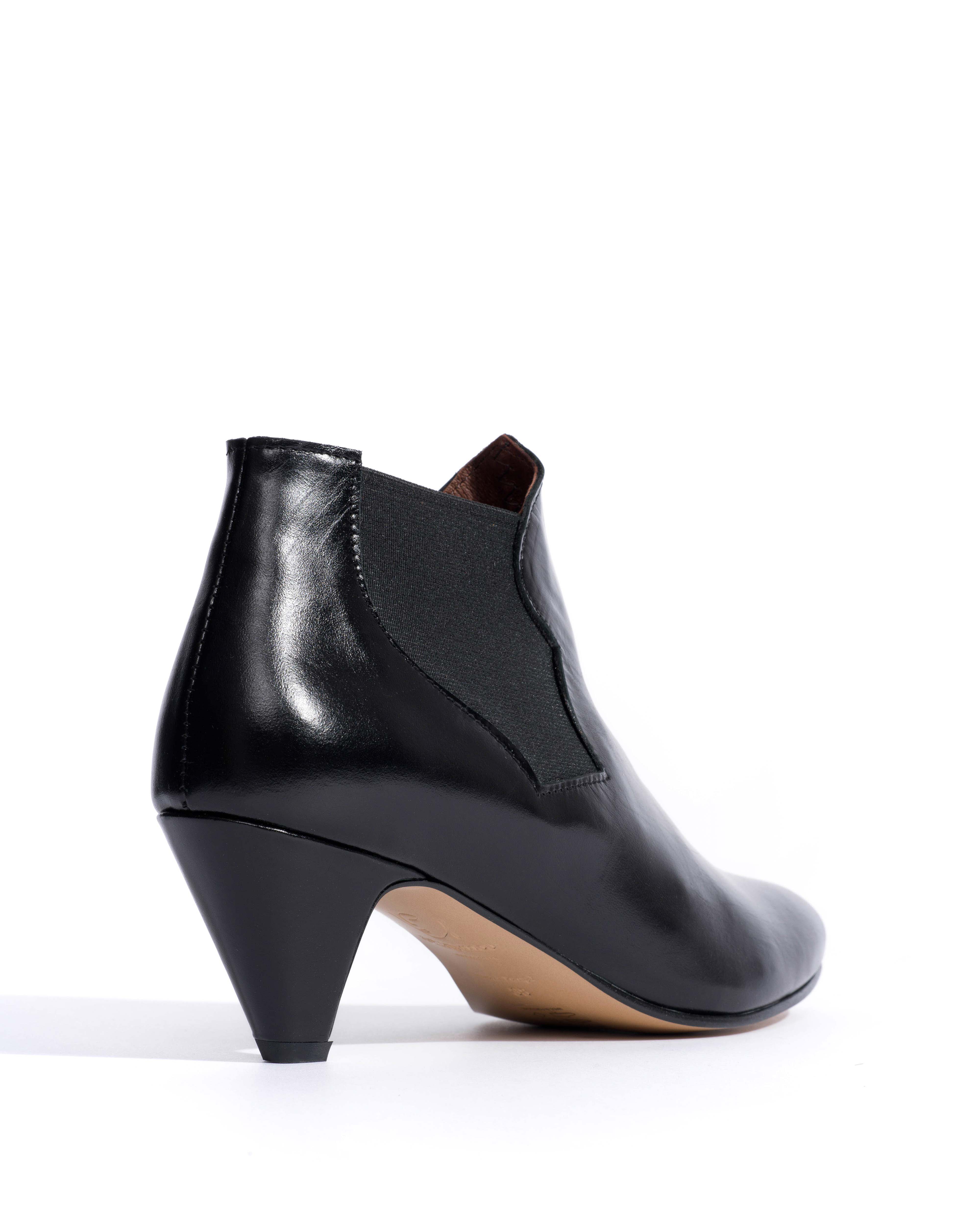 Shalli 50 stiletto Crinkled polished goat Black