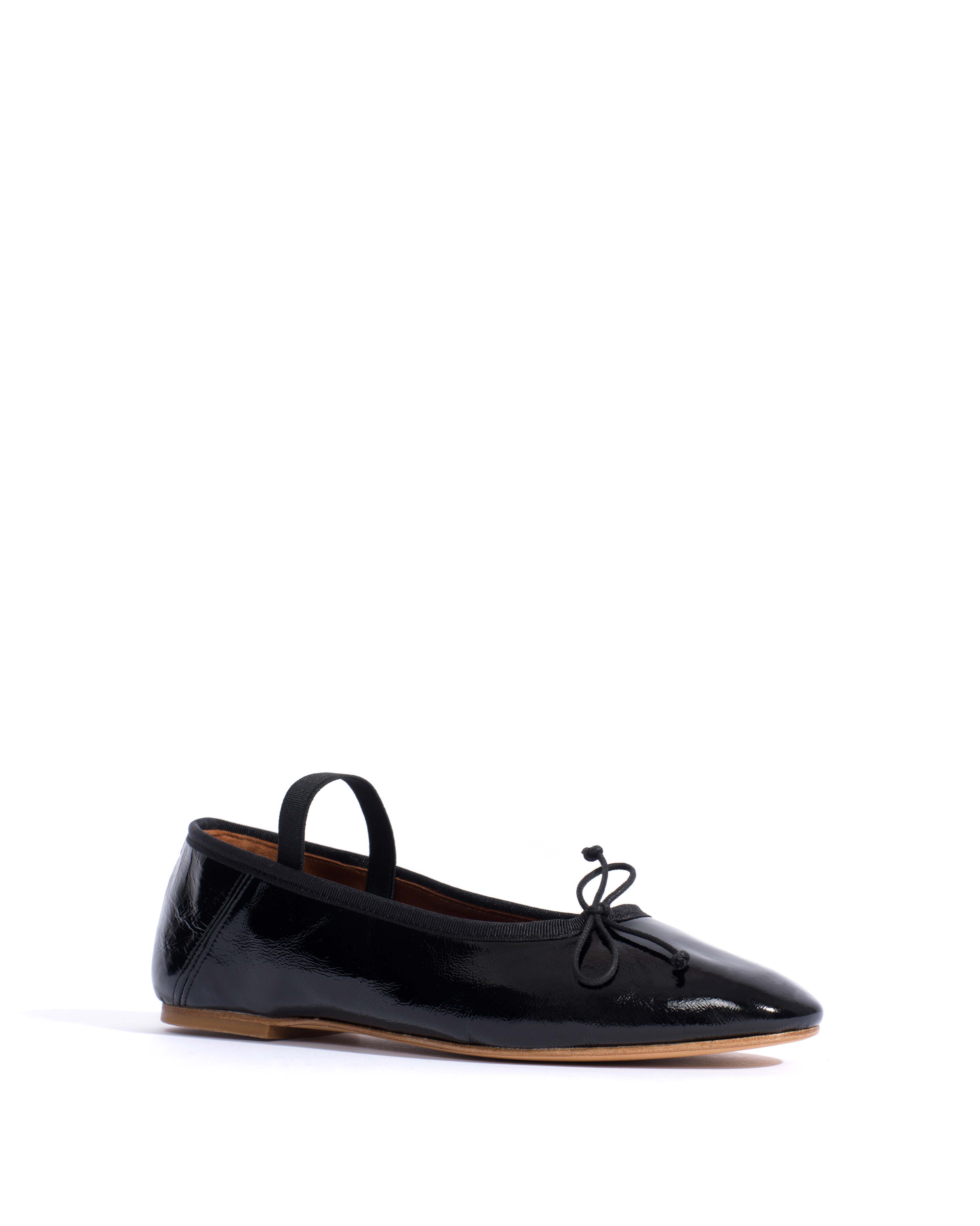 Rhina Crinkled polished goat Black