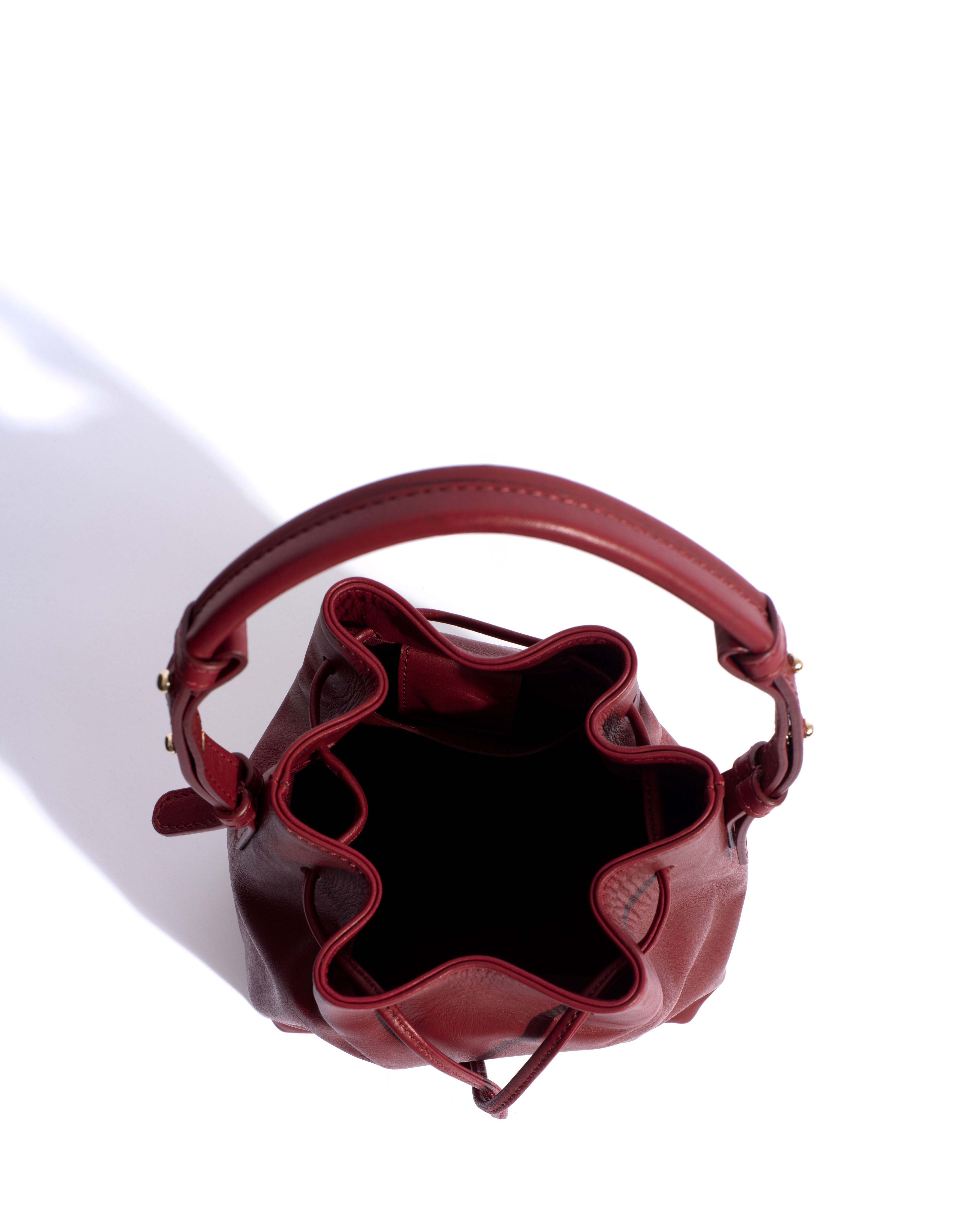 Kacey petite bucket bag Soft calf Pomegranate