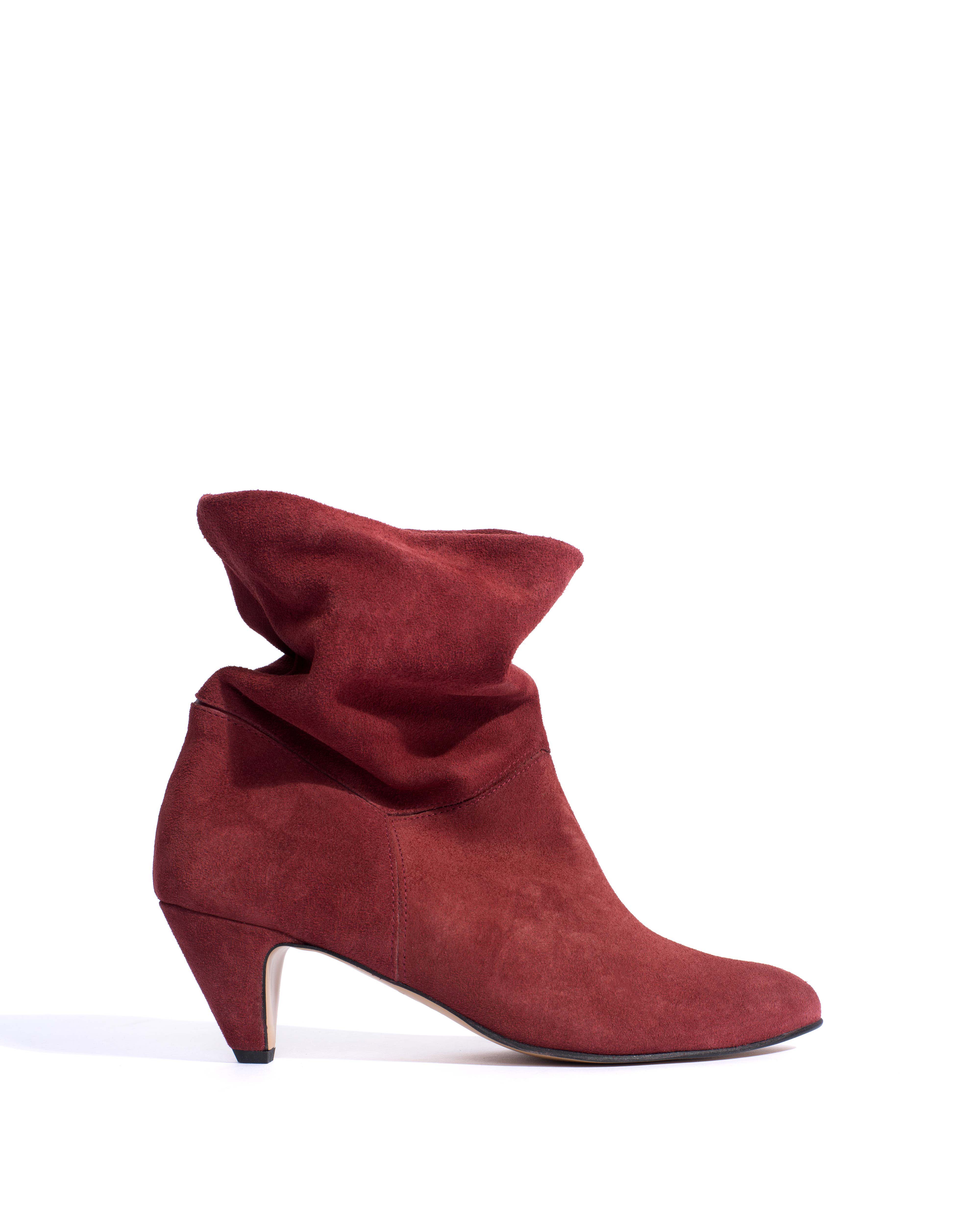 Jassi 50 stiletto Calf suede & sleek leather Pomegranate