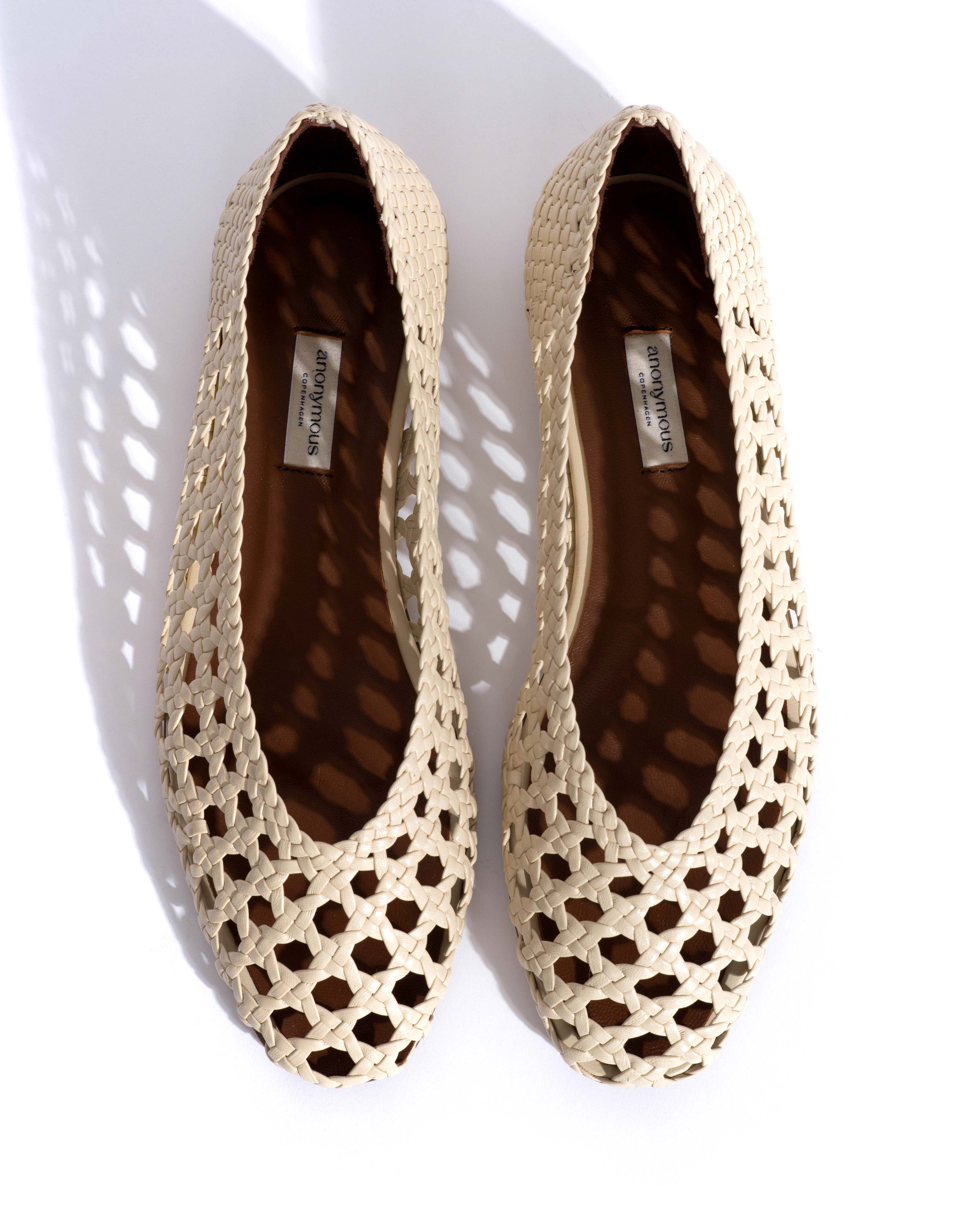 Sessi 10 Hand-braided leather White sand