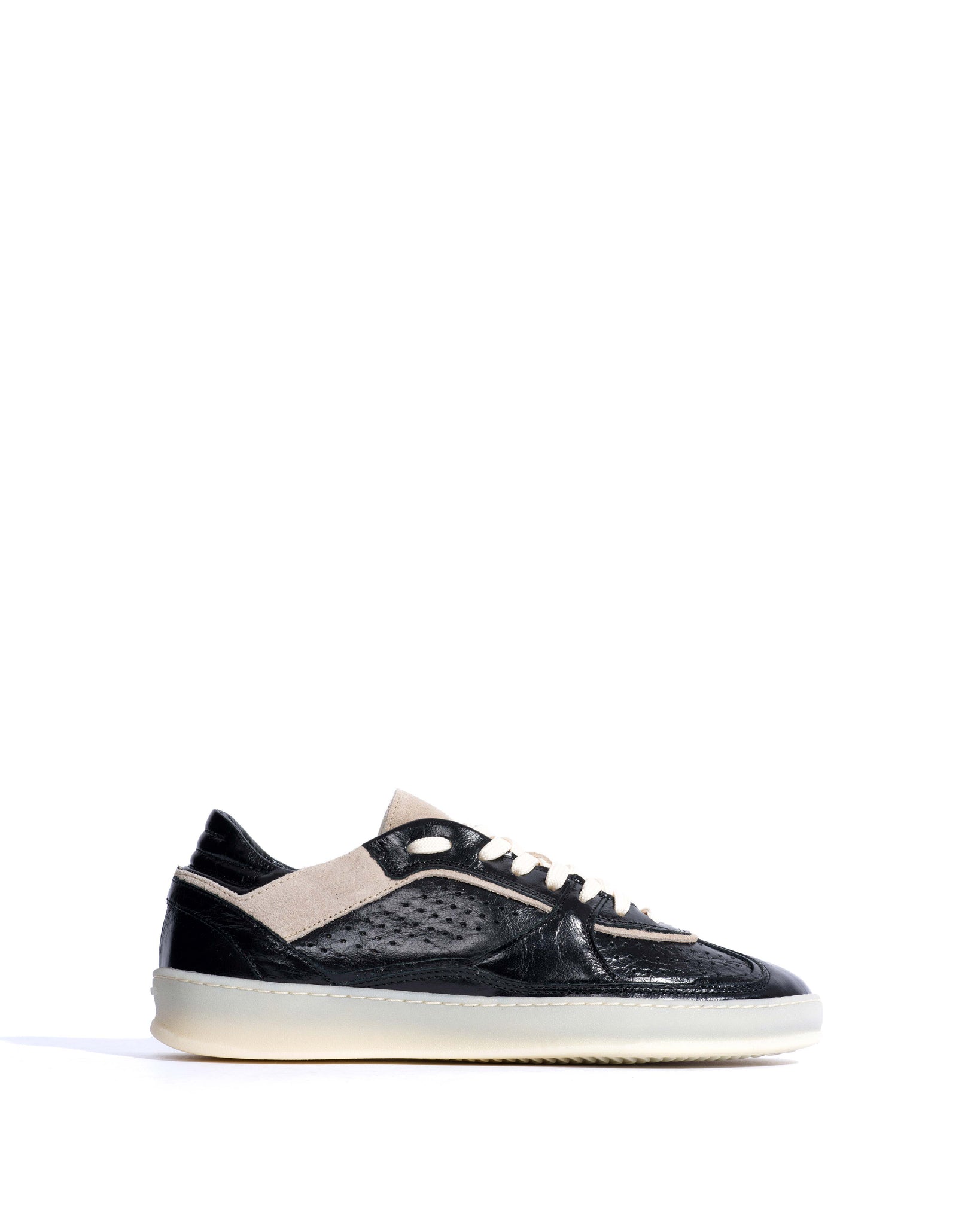 Dabbie Crinkled polished goat & suede leather Black & white sand - Anonymous Copenhagen Sneakers