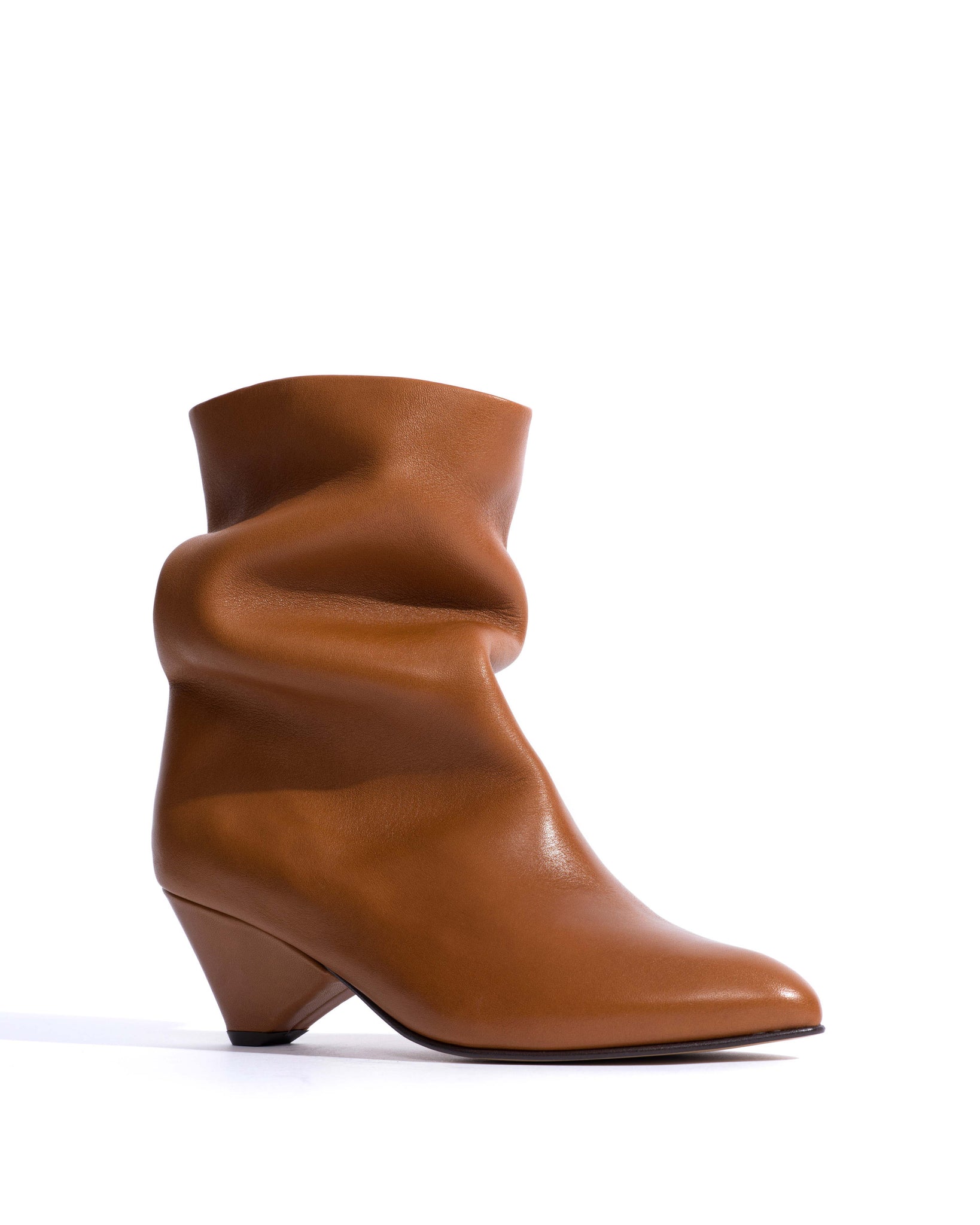 Vully 50 triangle Vegetal soft calf Cinnamon - Anonymous Copenhagen Ankle boots