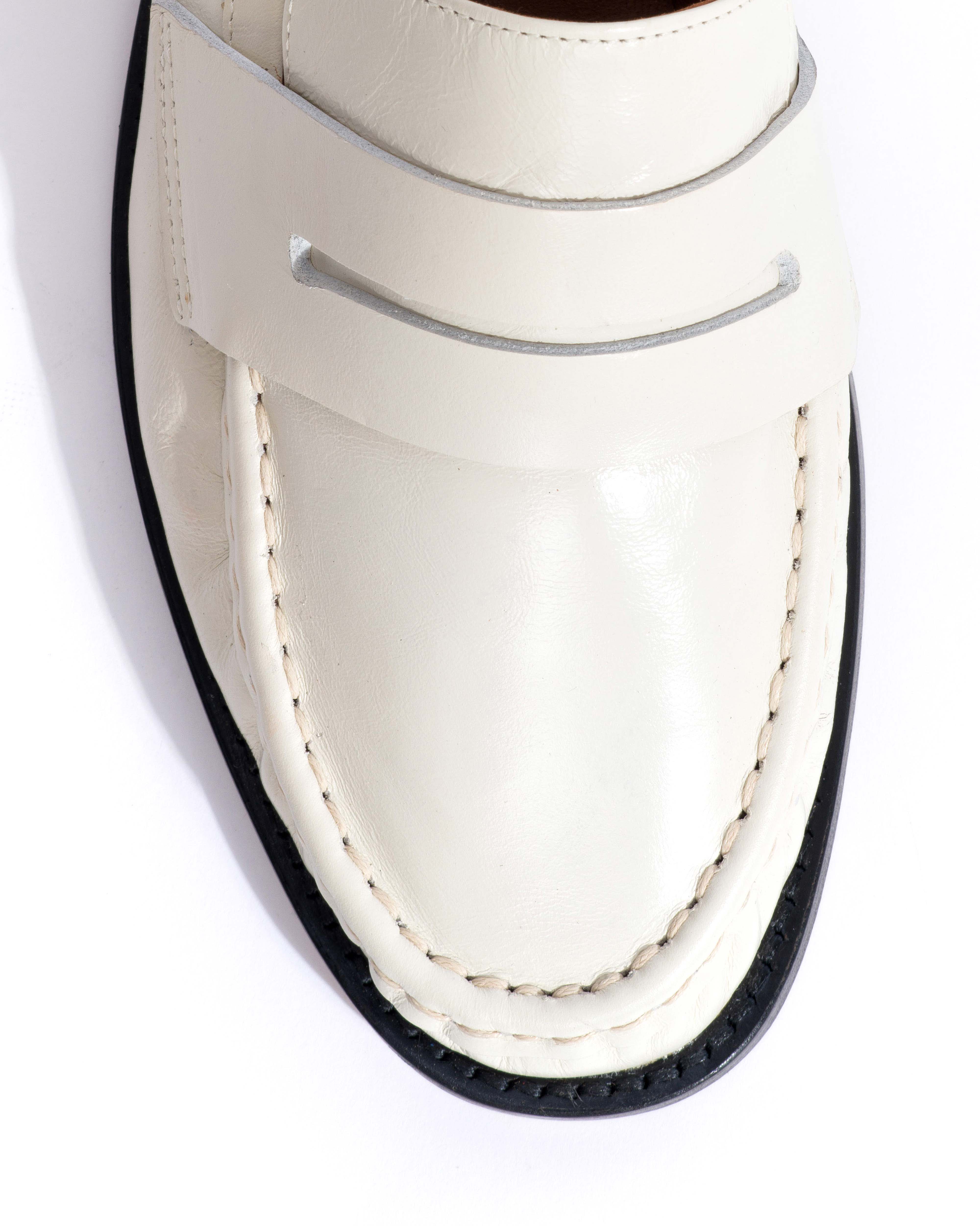 Jesha Crinkled soft calf White sand