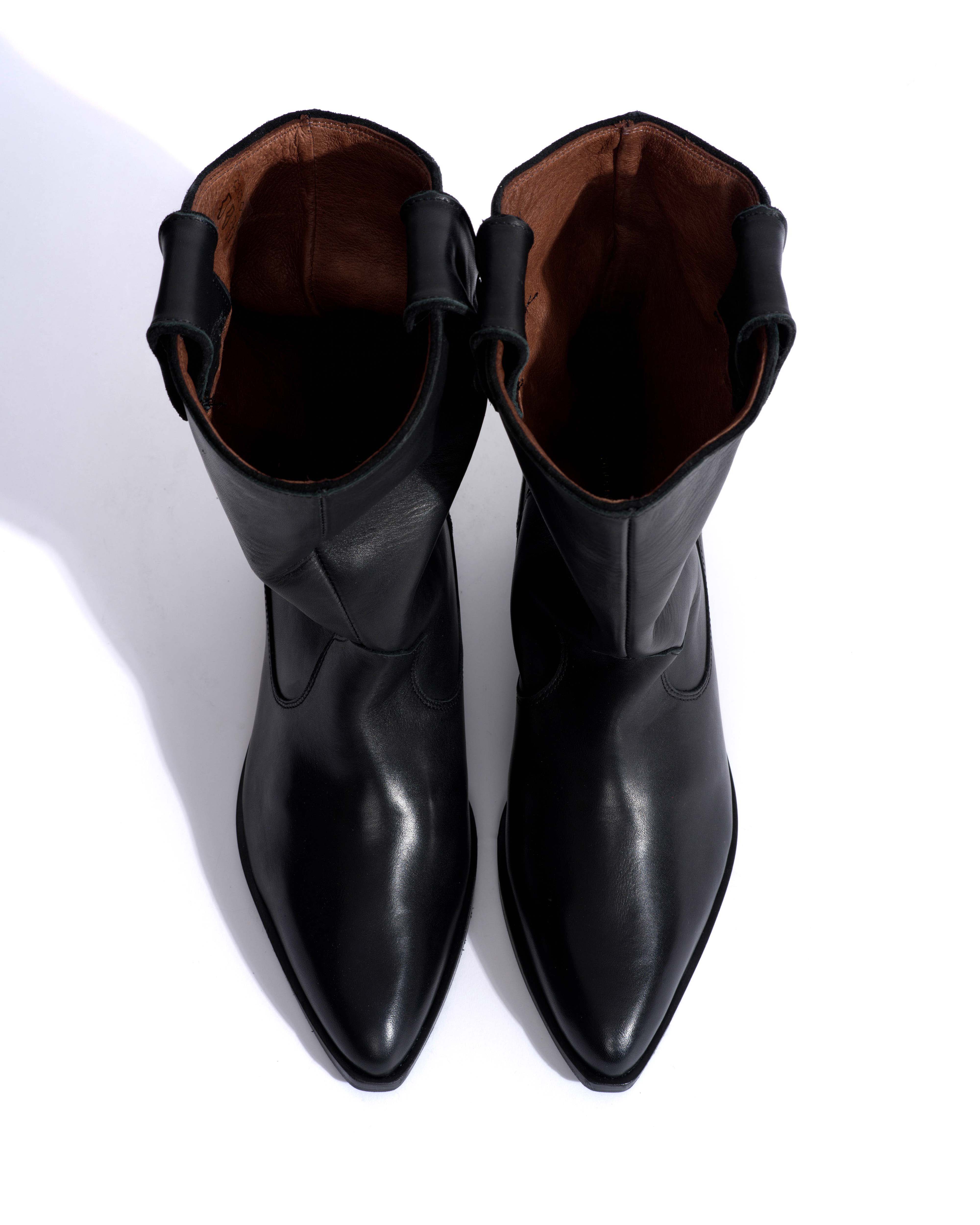Saseline 35 Soft calf Black