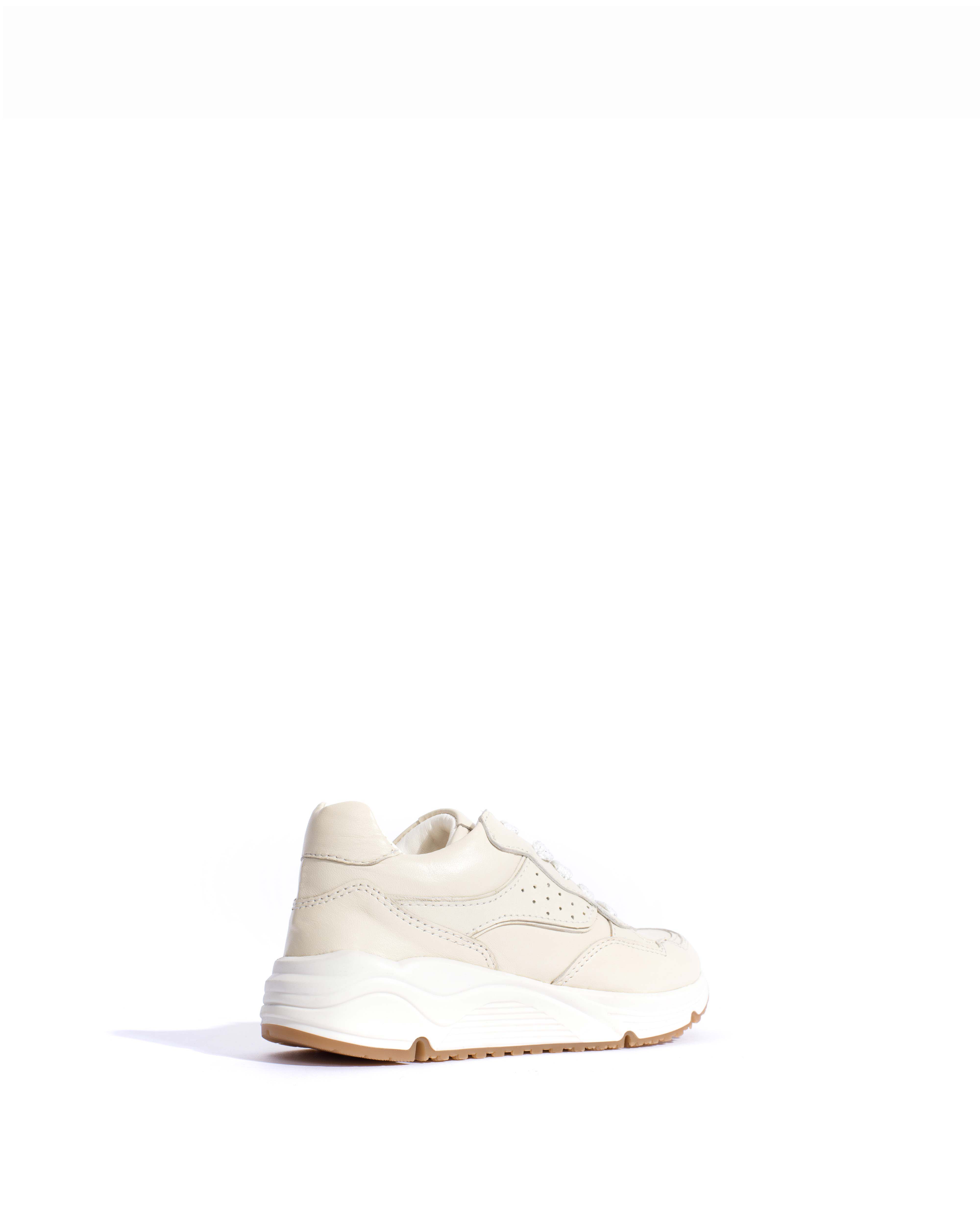 Cally junior Shiny lamb White sand