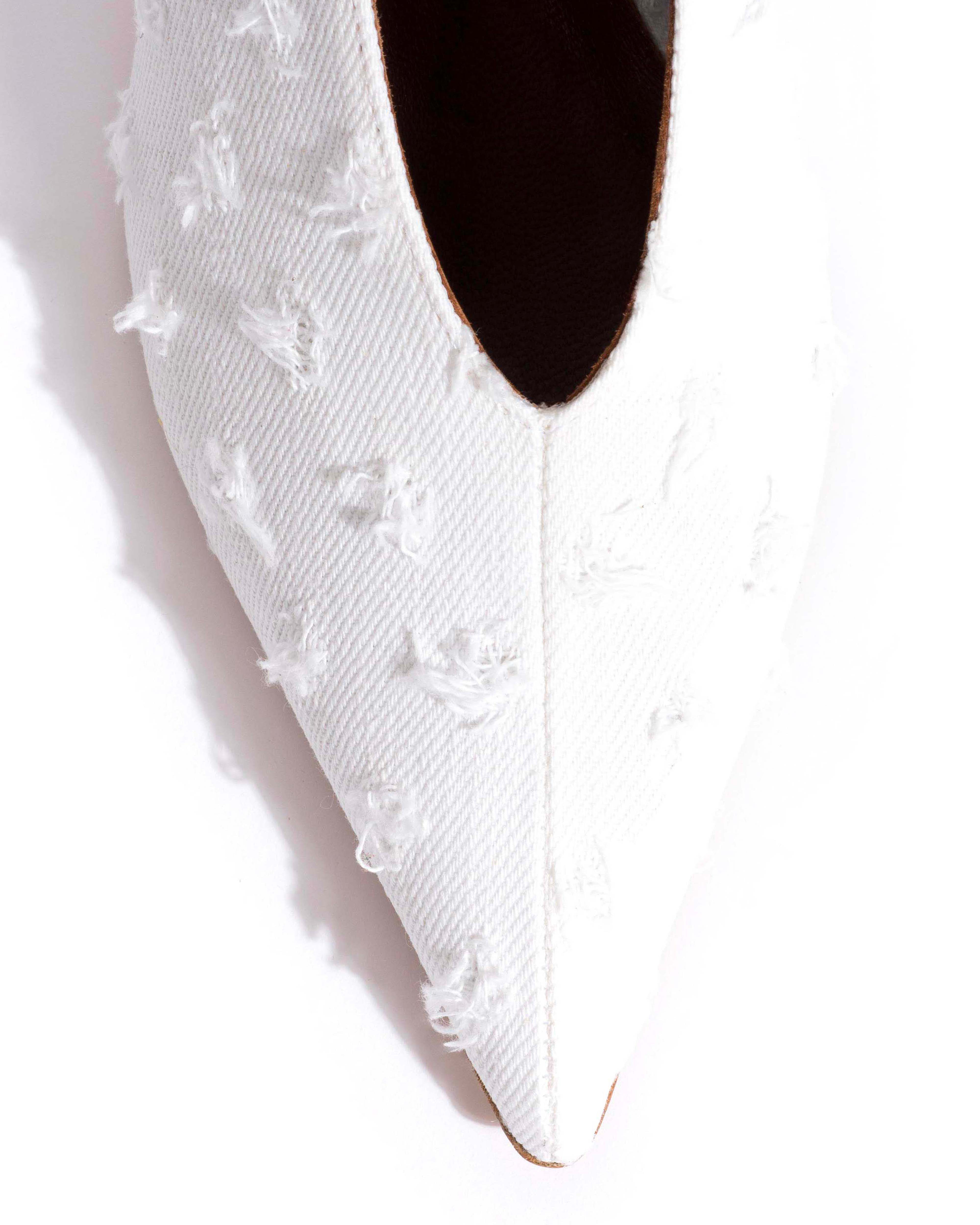 Phia 55 pin Denim Distressed washed white