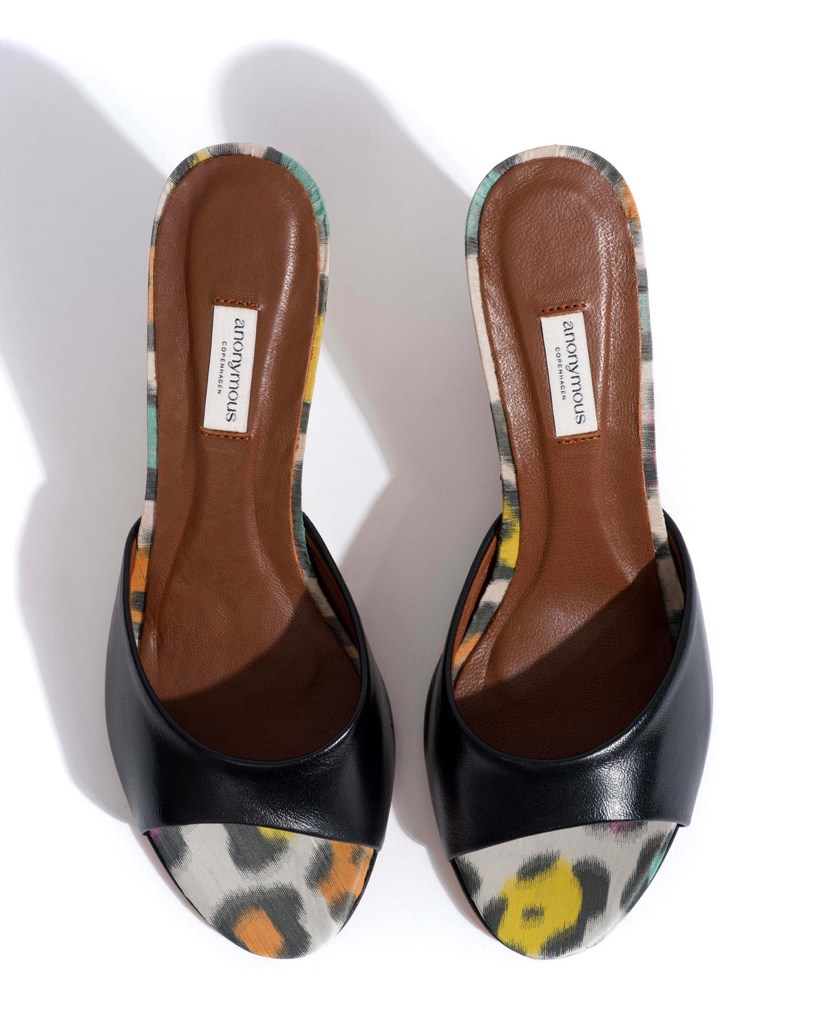 Gwen 75 wedge Shiny lamb & satin print Black & multicolor leopard