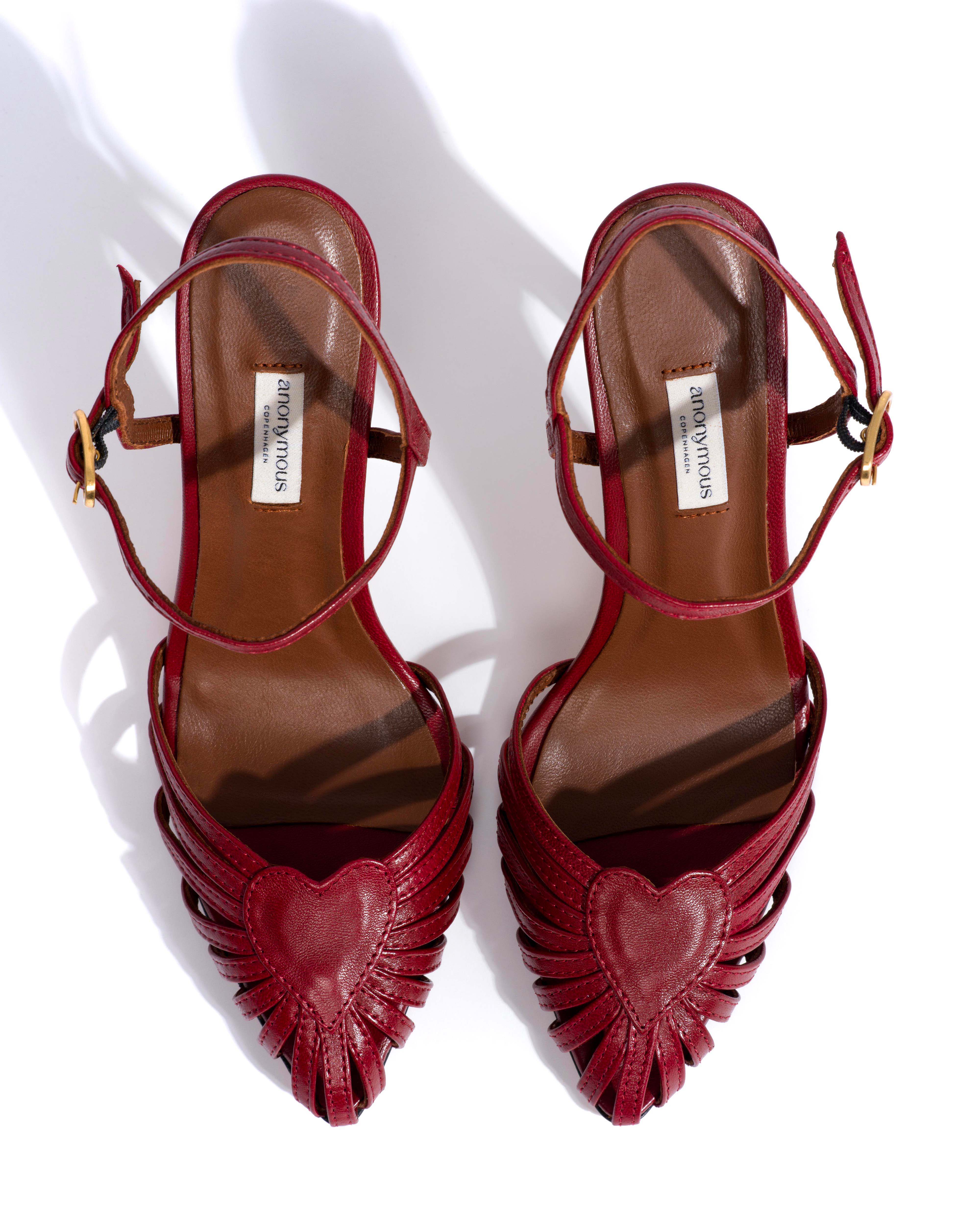 Keesha 100 Shiny lamb Pomegranate