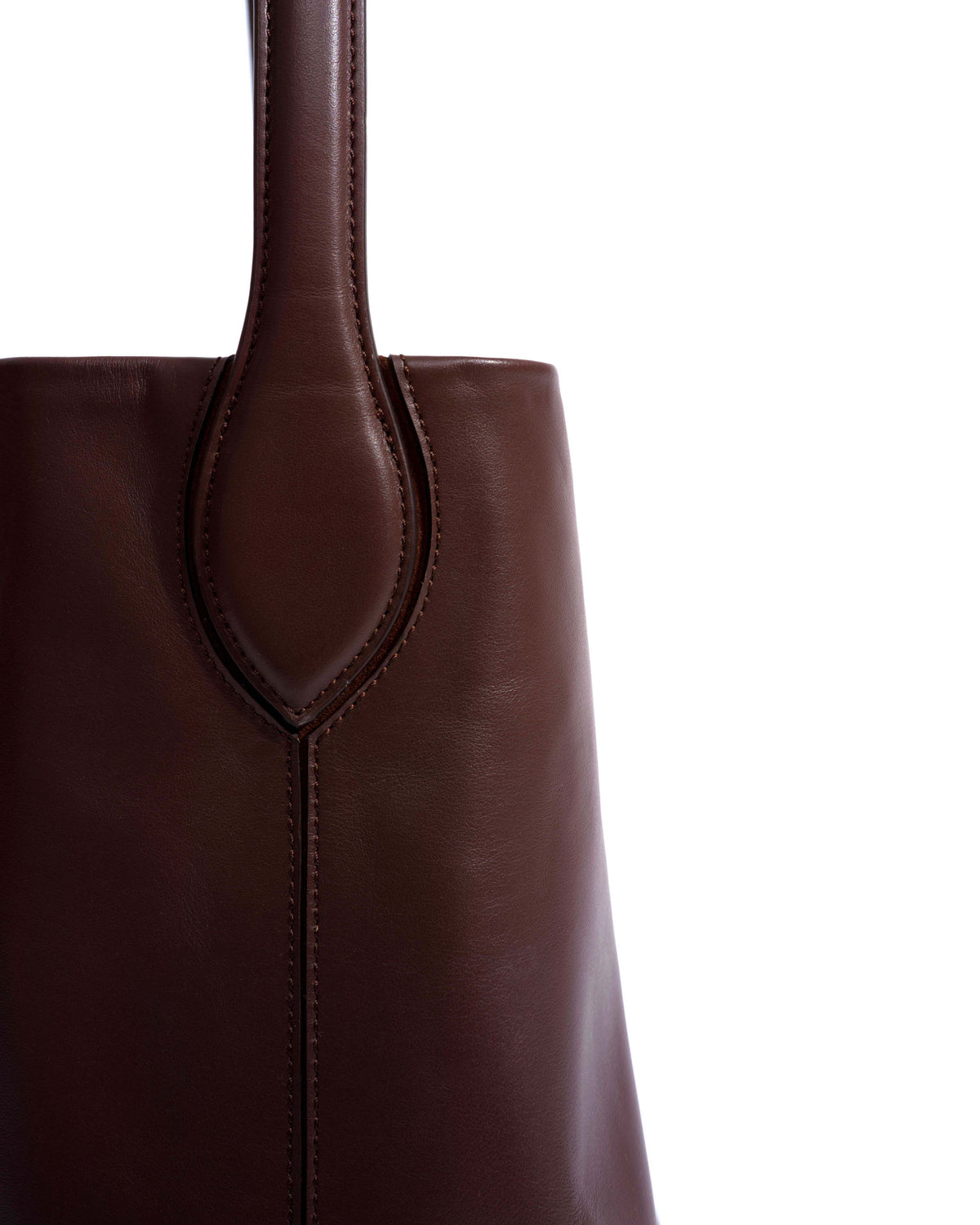 Versa slouchy everyday bag Soft calf Chocolate