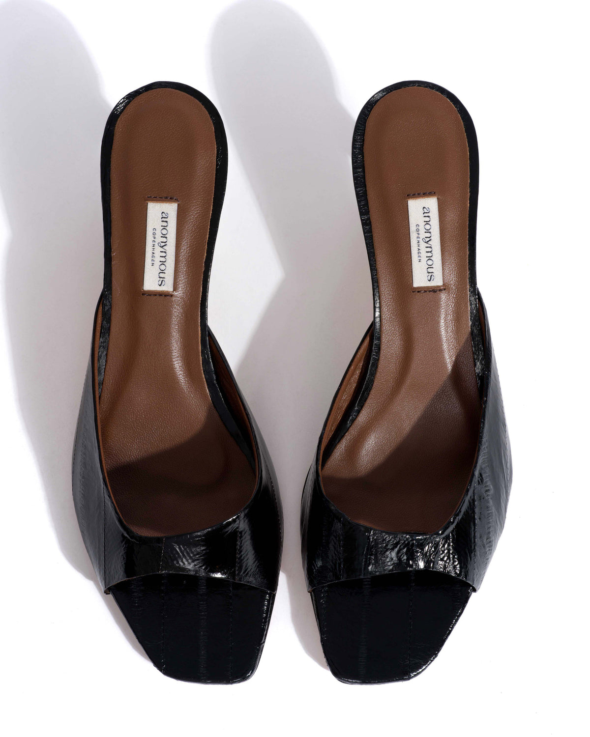 Mazy 55 Shiny eel Black